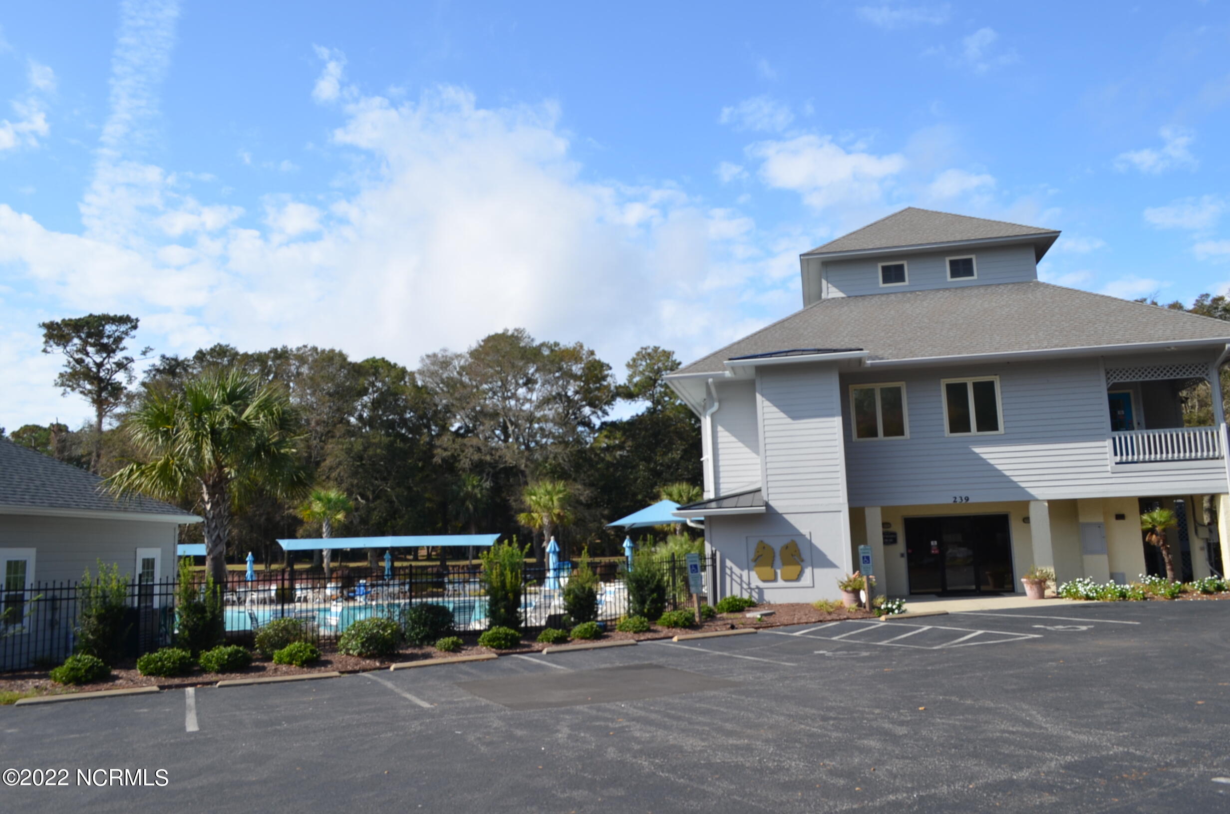 100509028 | Photo 26