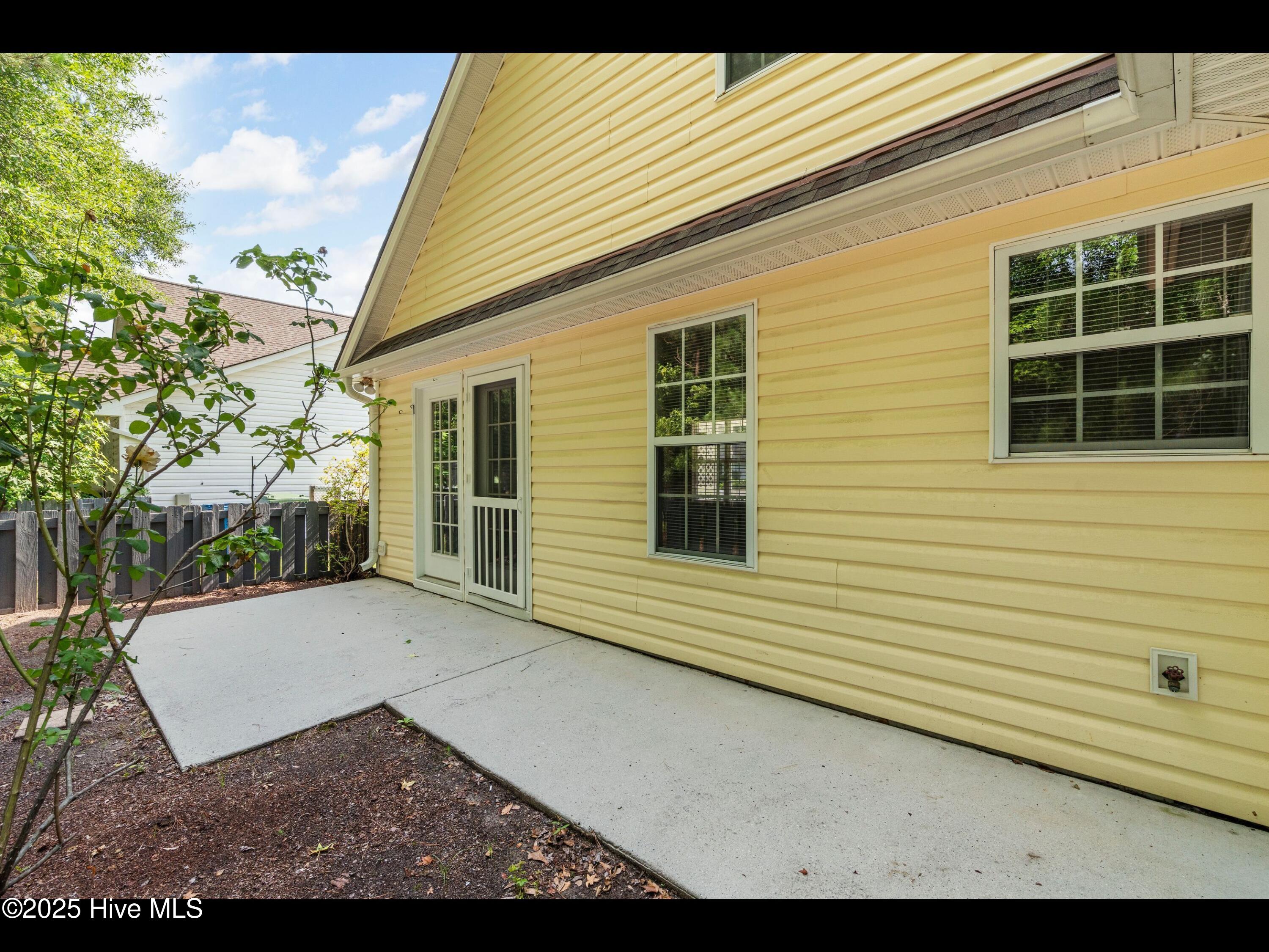 100510875 | Photo 29