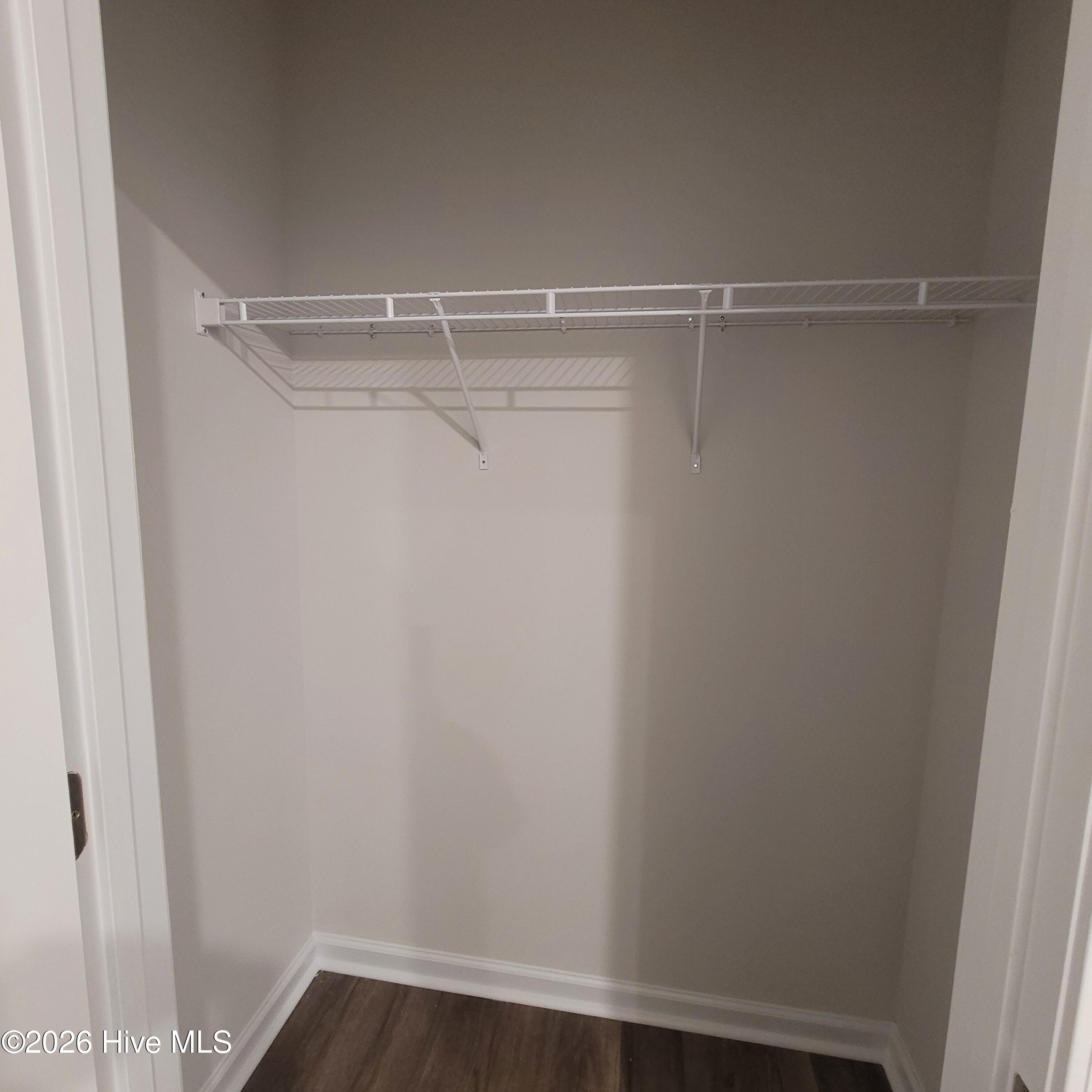 100553677 | Photo 28