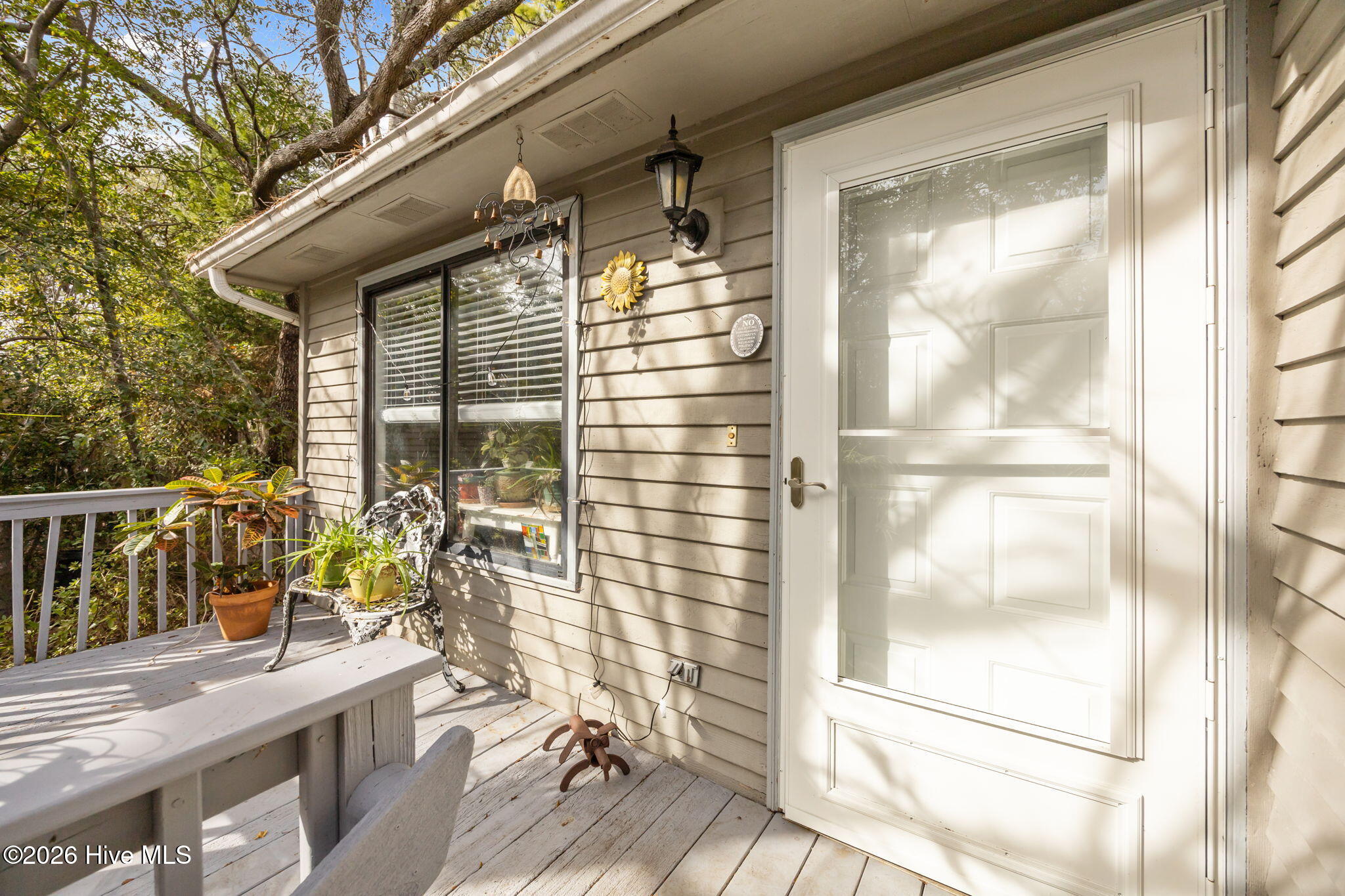 100552337 | Photo 45