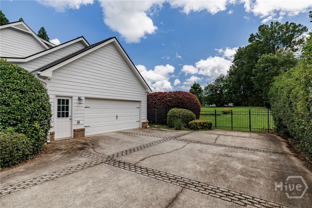 1505 Whitlow View Dr Drive