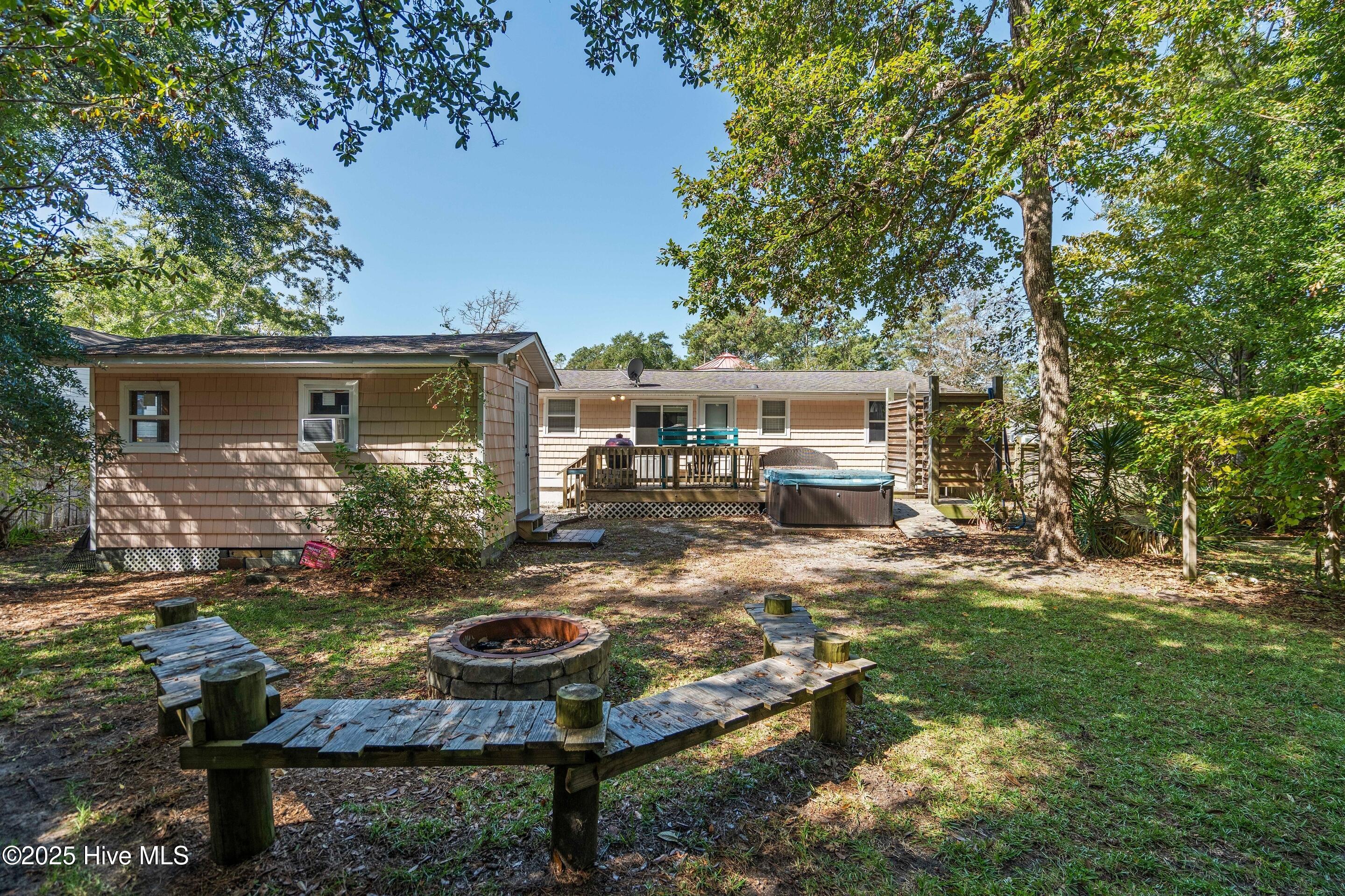 100535367 | Photo 23