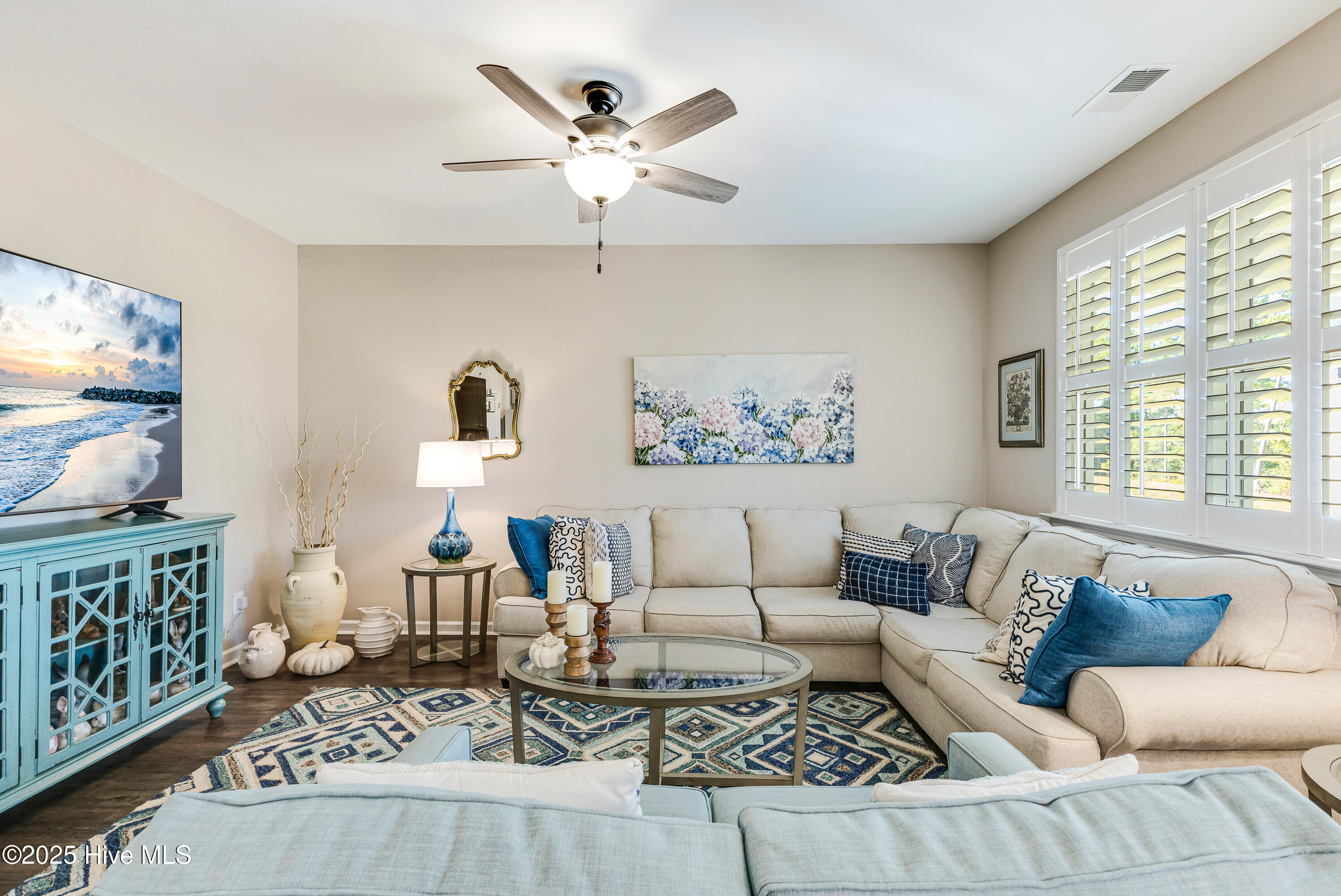 100537836 | Photo 20