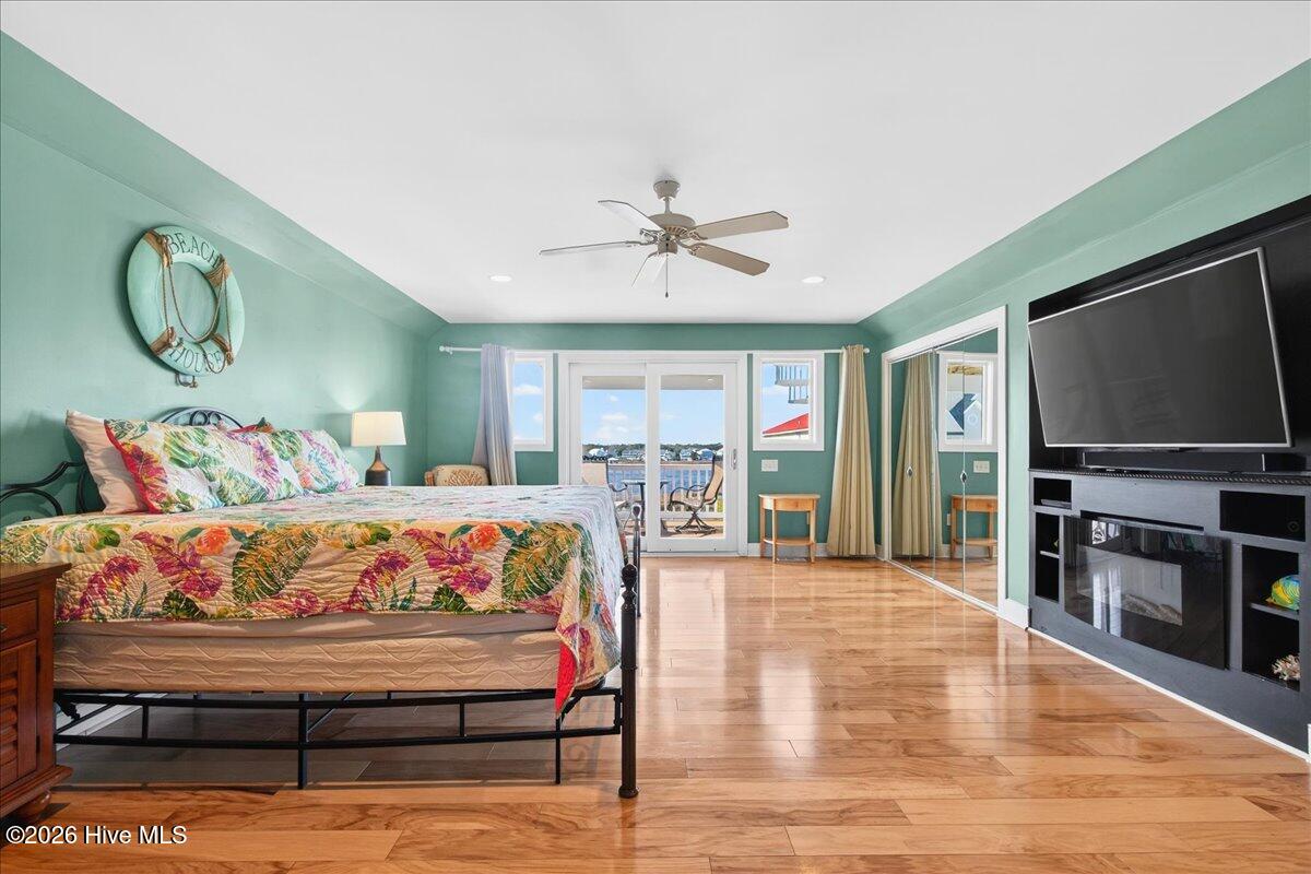 100549293 | Photo 84