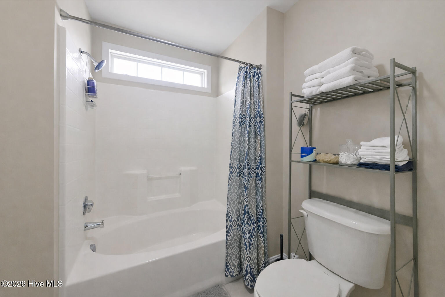 100562387 | Photo 27