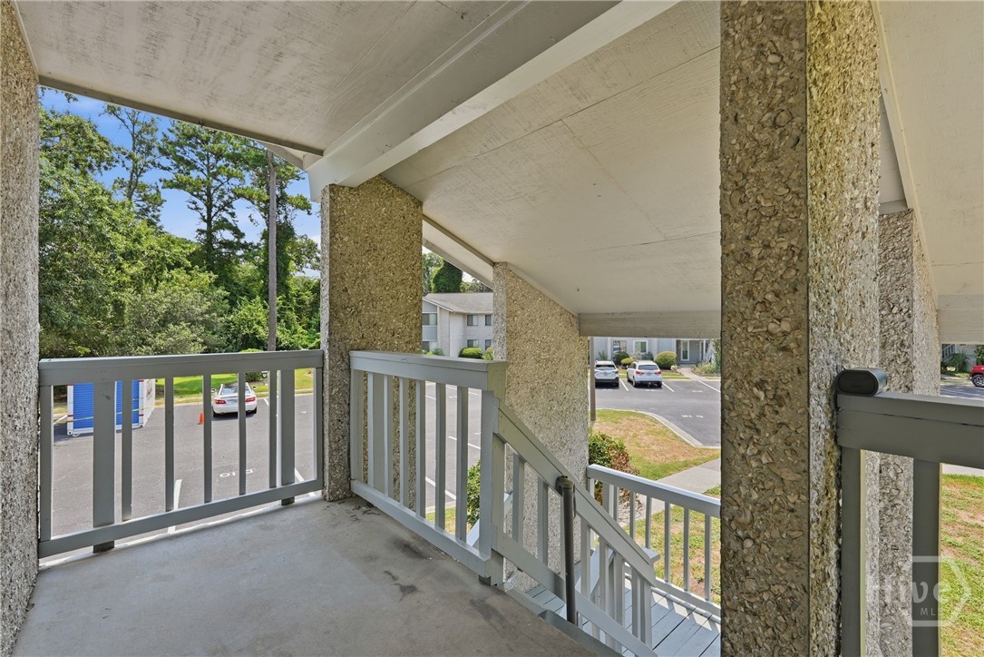 2nd image of 103 Oyster Shell Rd #D-12, Savannah, GA 31410 | MLS# SA361342