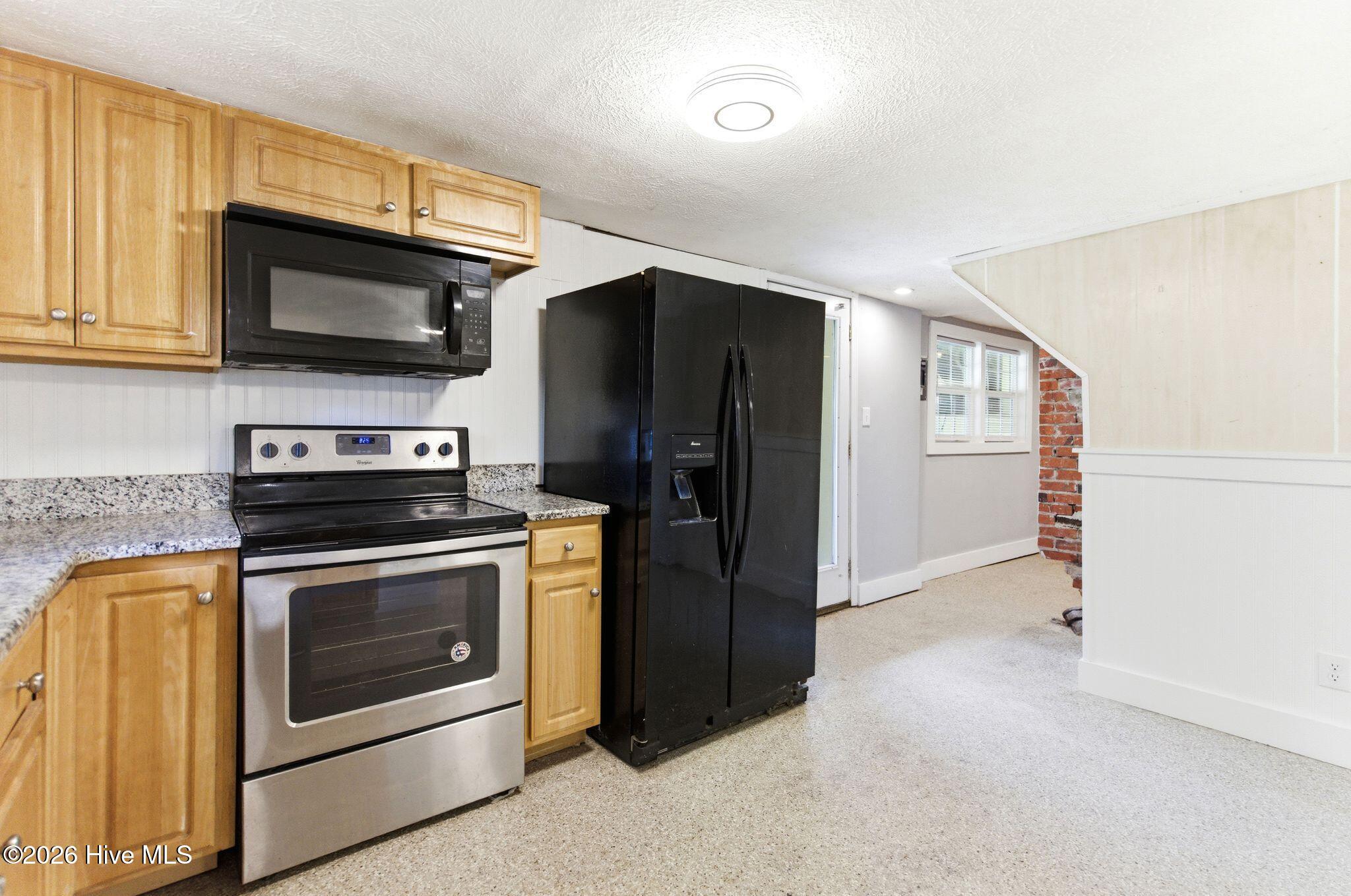 100565757 | Photo 55