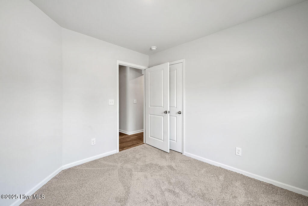 100548507 | Photo 26