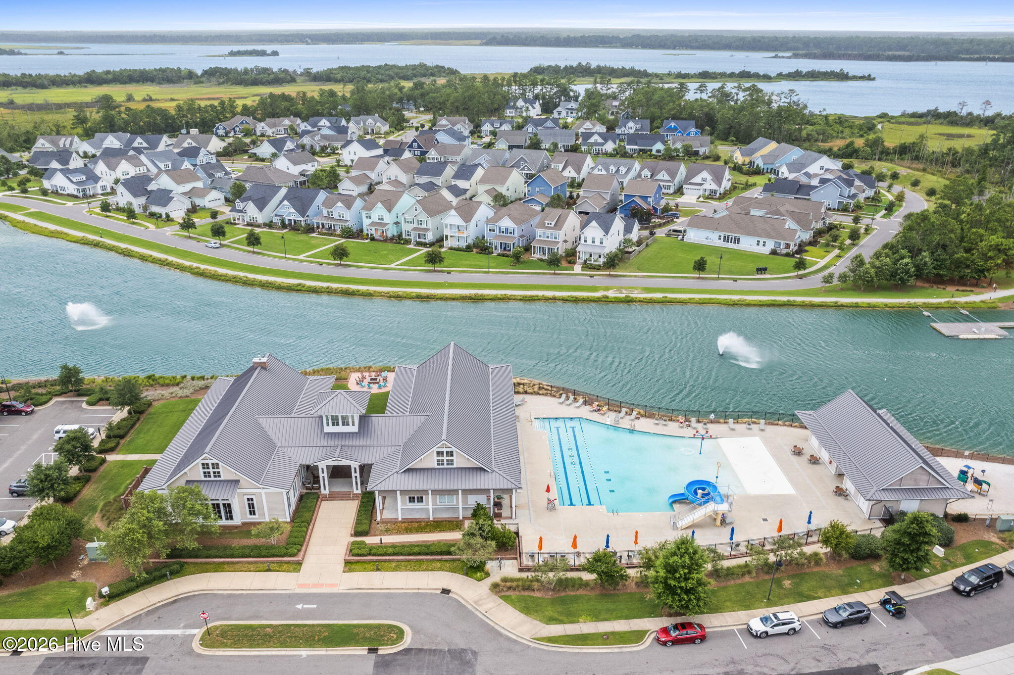 100569048 | Photo 72