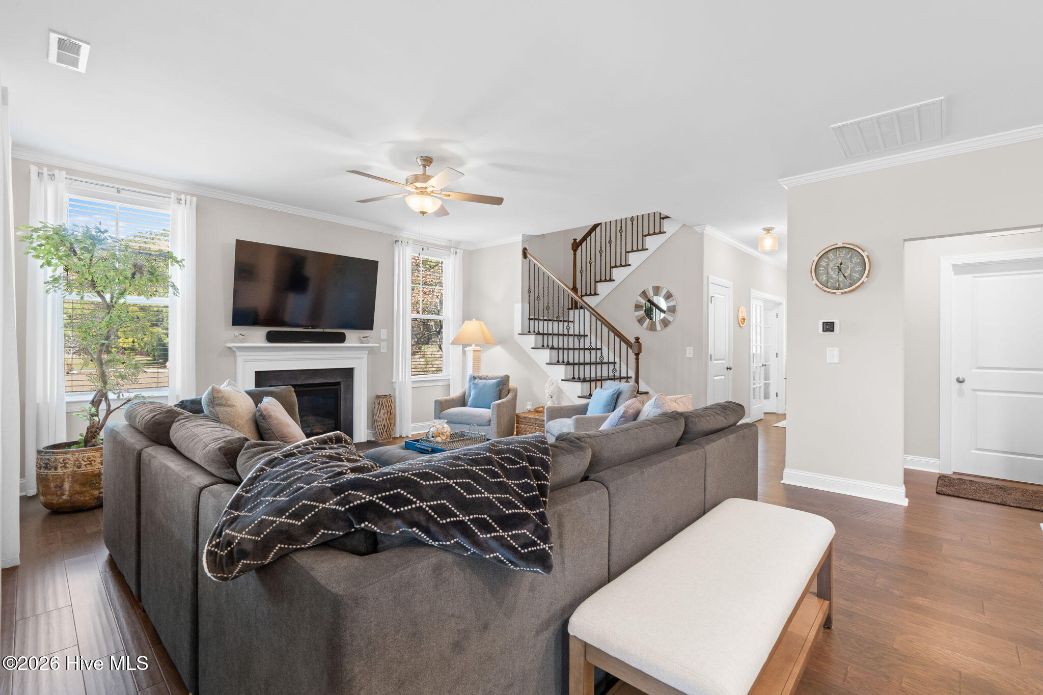 100561816 | Photo 14