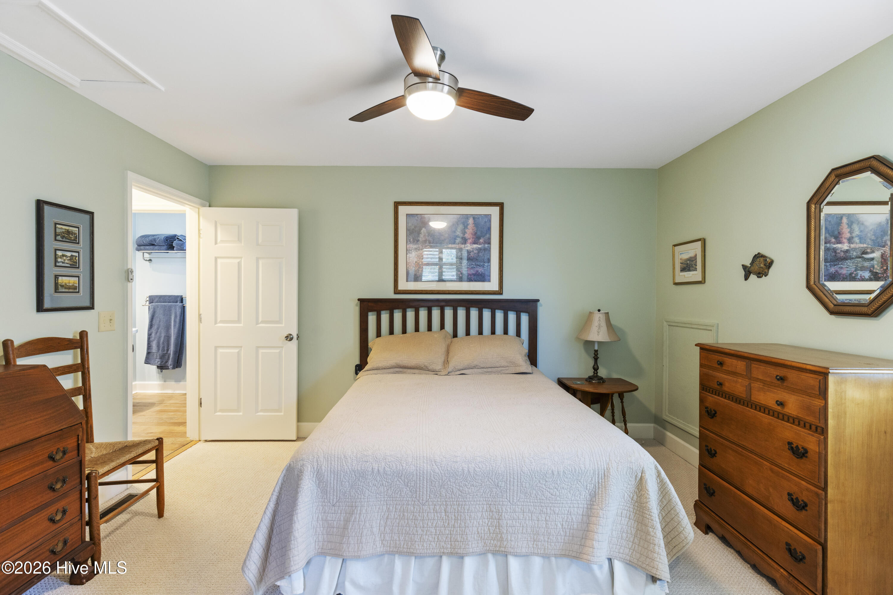 100569579 | Photo 60