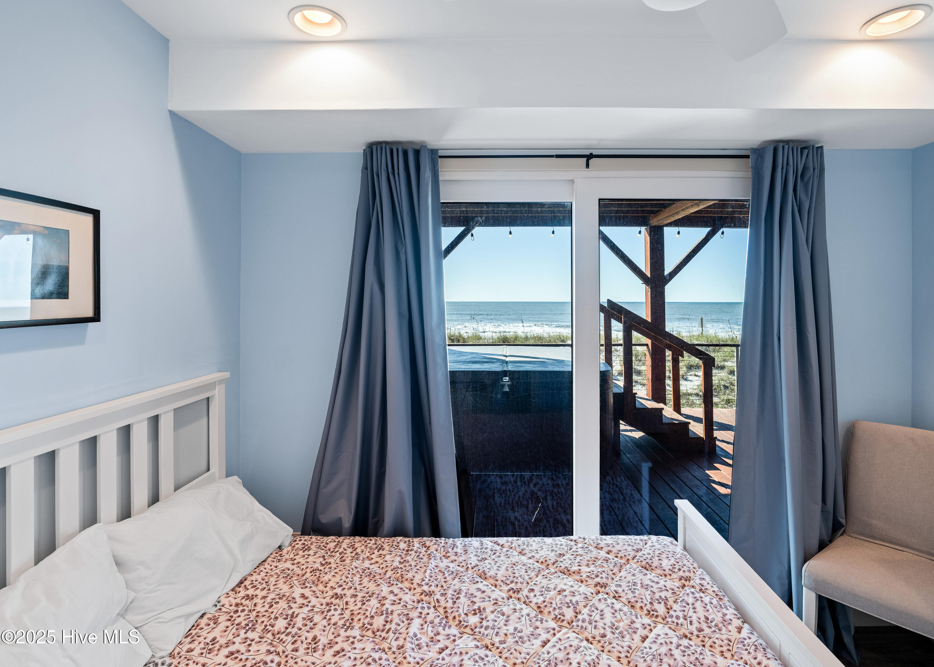 100539588 | Photo 18