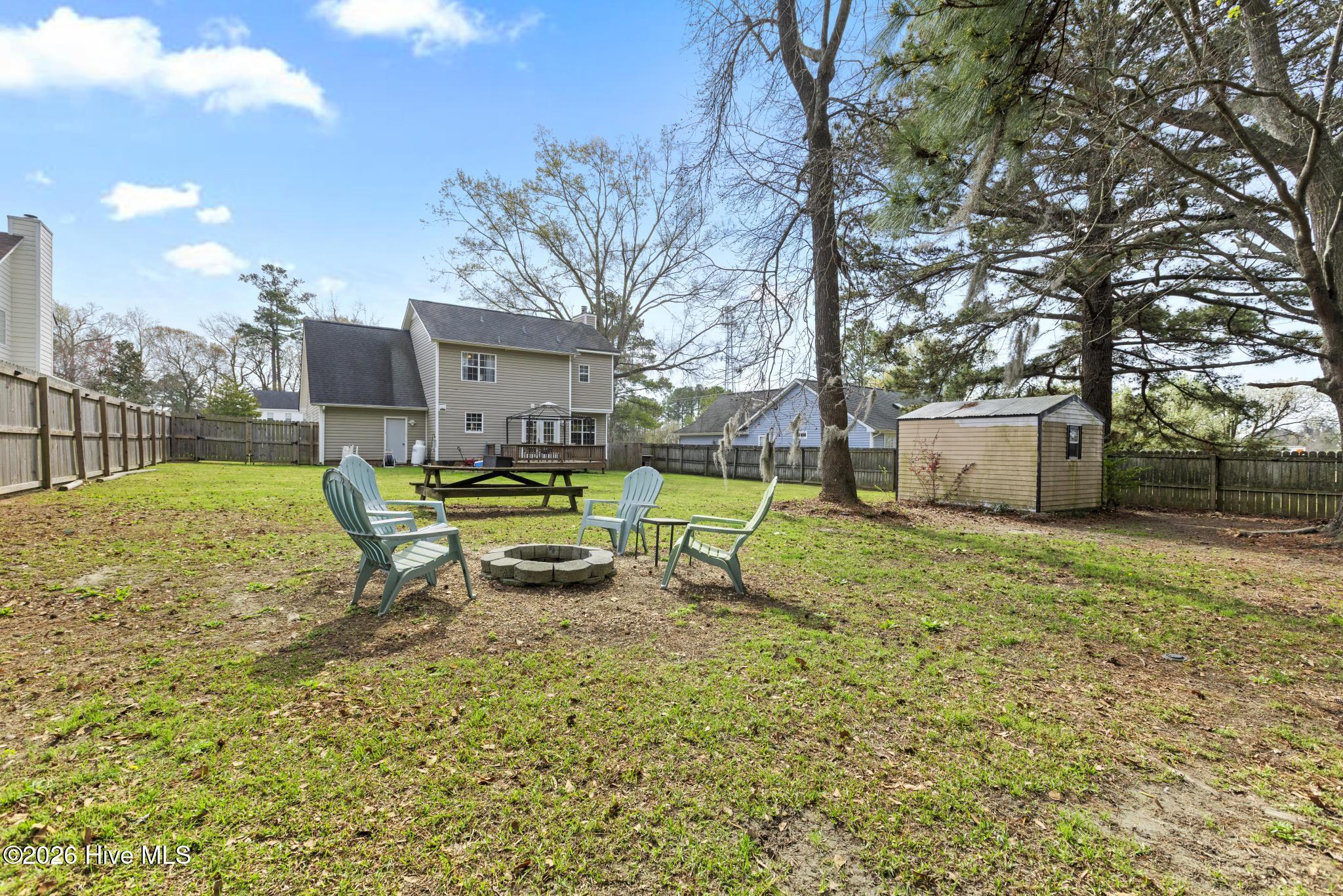 100560413 | Photo 31