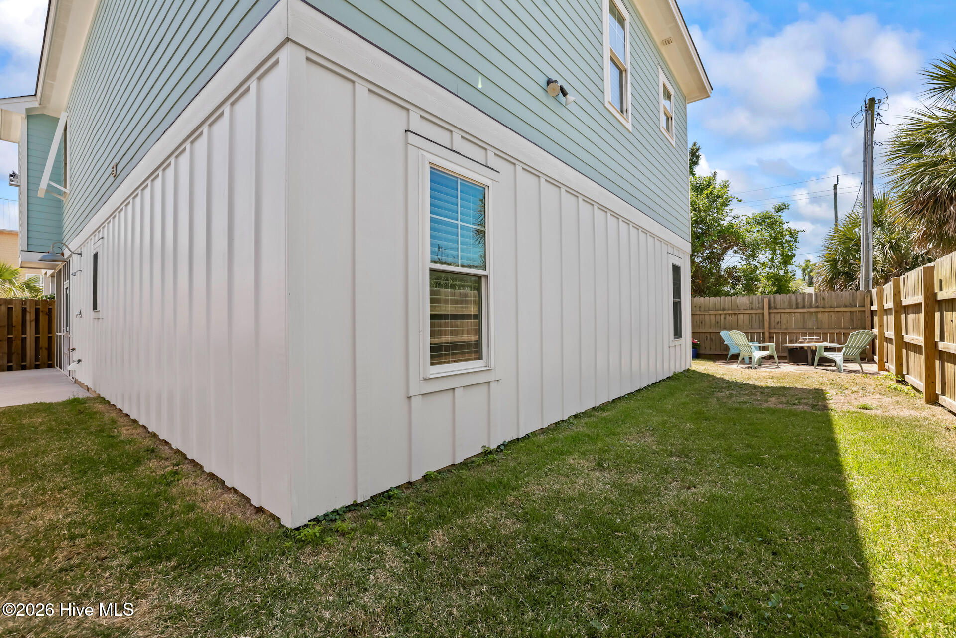 100567174 | Photo 41