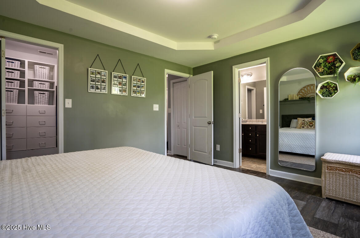 100546770 | Photo 10