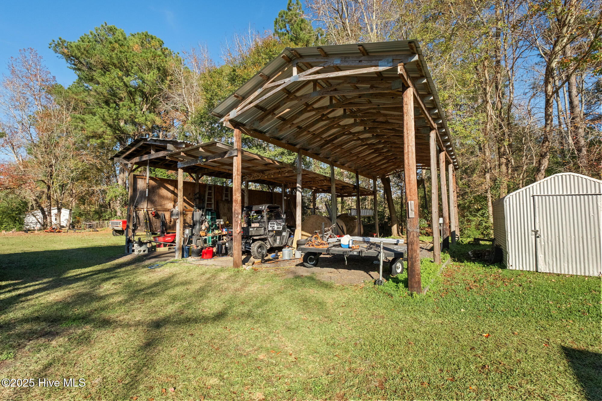 100542459 | Photo 36