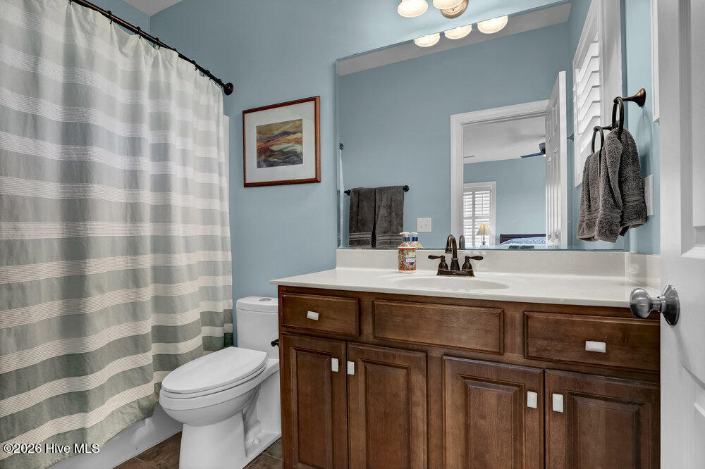 100562970 | Photo 29