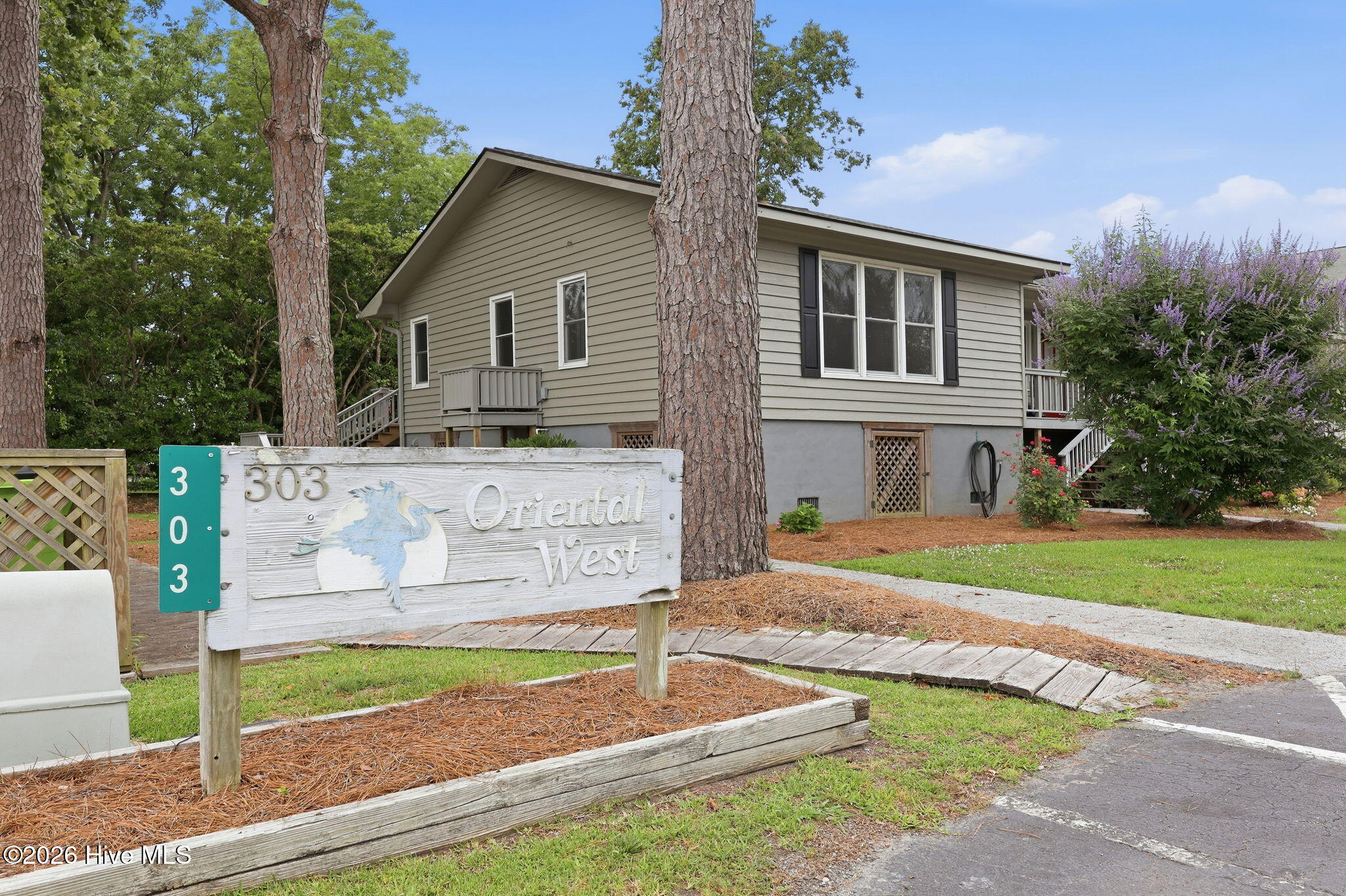 303 Midyette Street C14,Oriental
