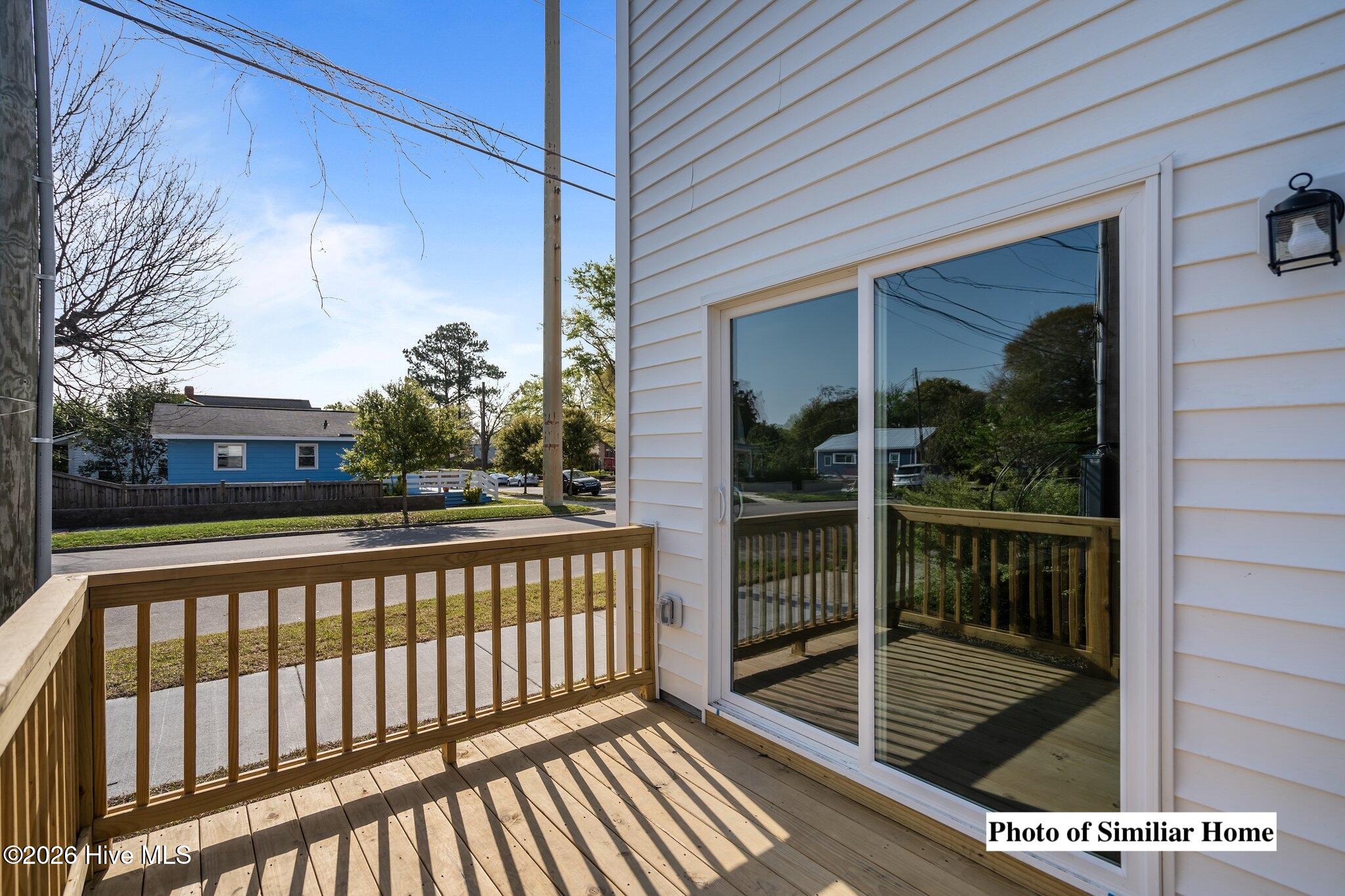 100566051 | Photo 36