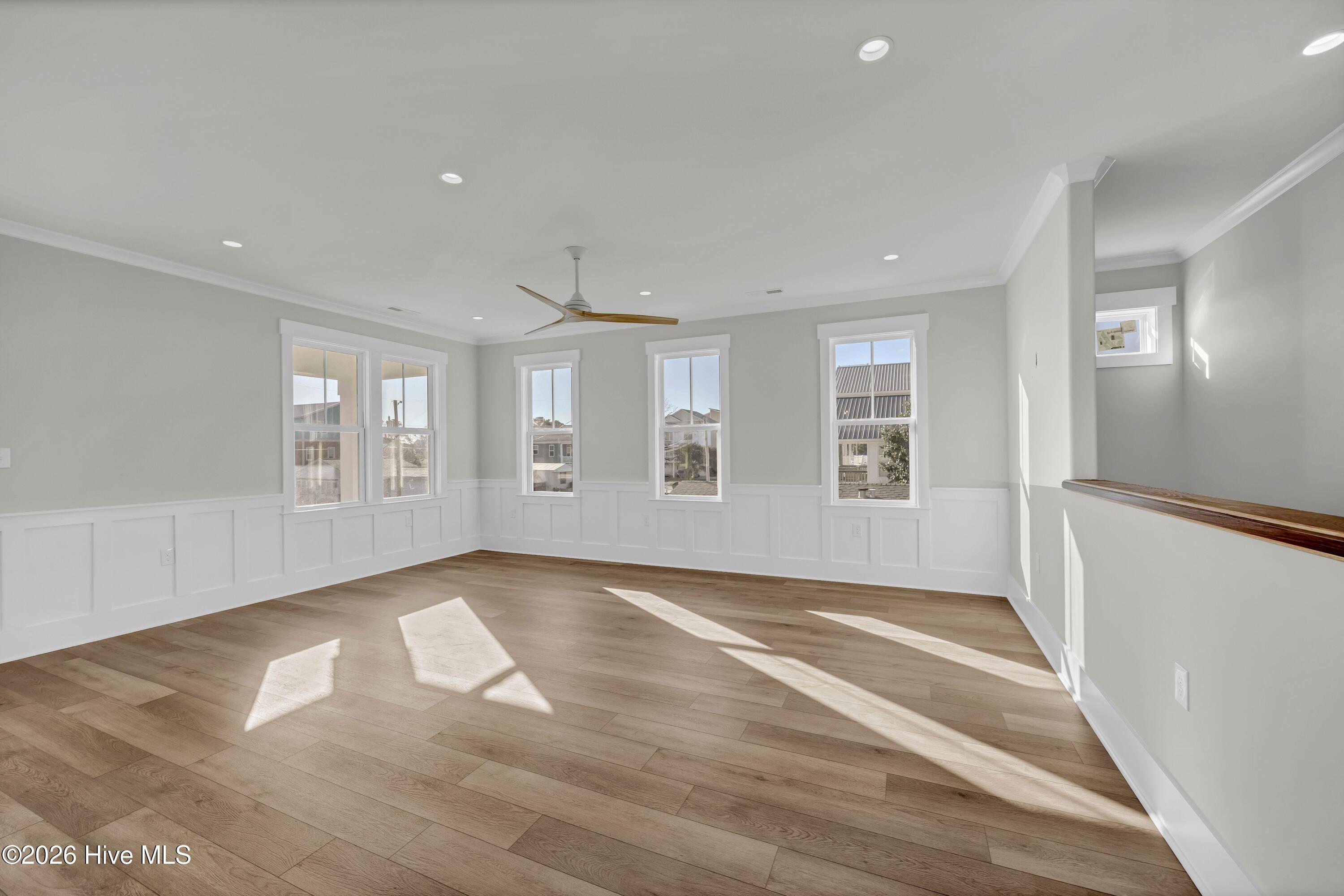 100547771 | Photo 10