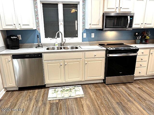 100552489 | Photo 21