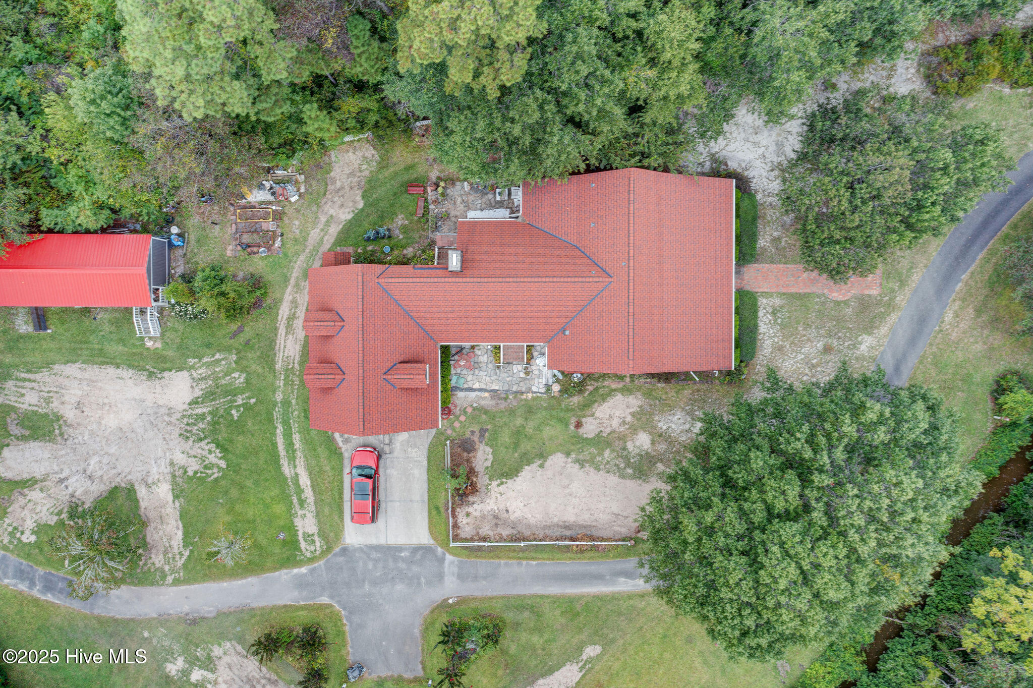 100553041 | Photo 40