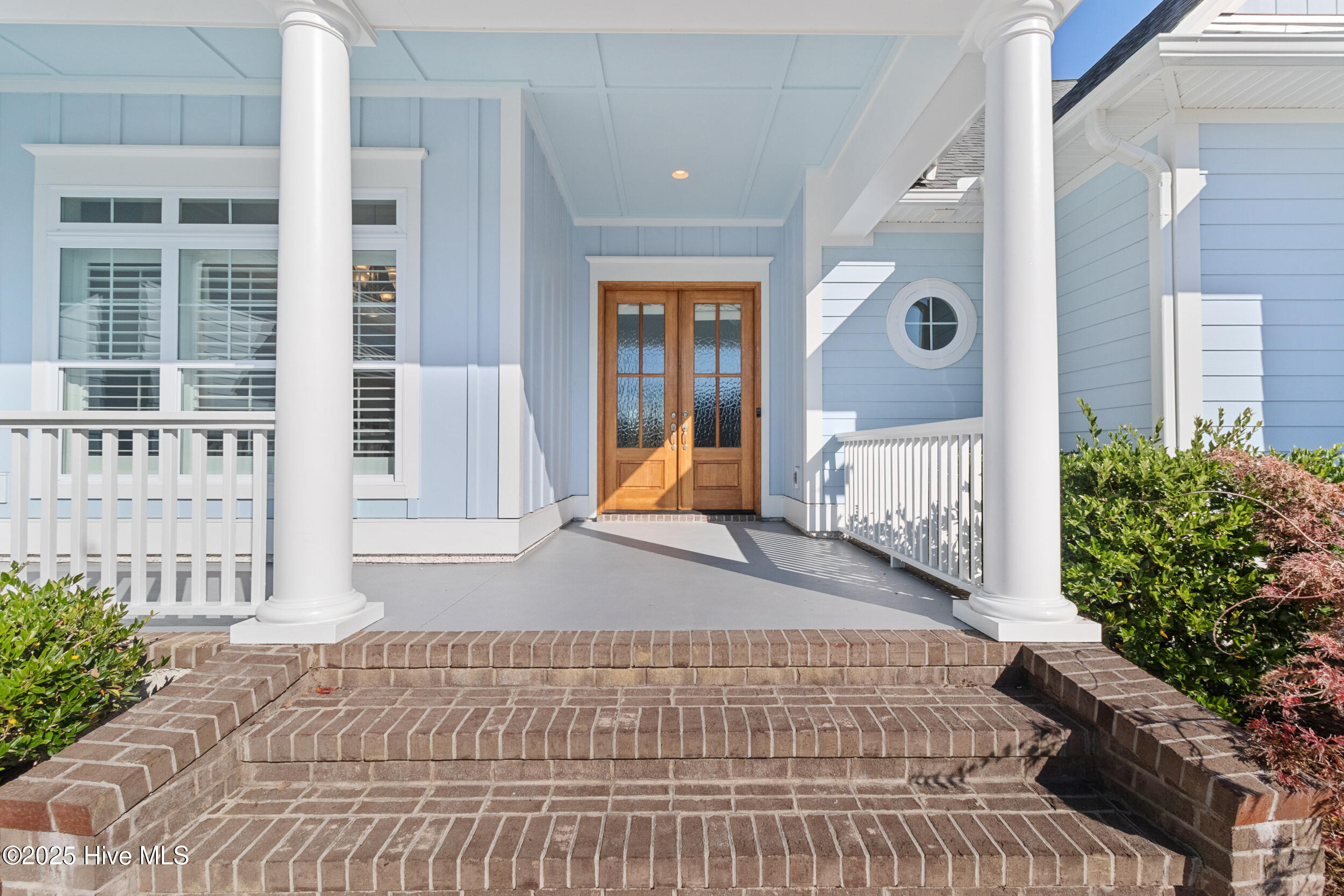 100541270 | Photo 20