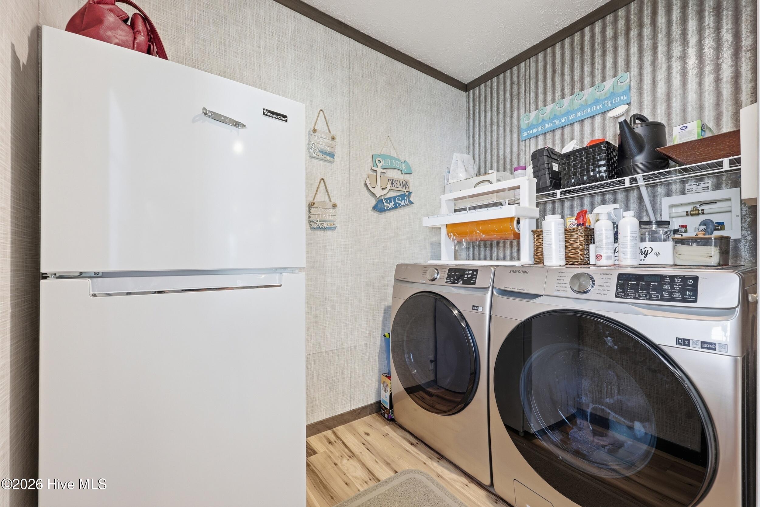 100567202 | Photo 28