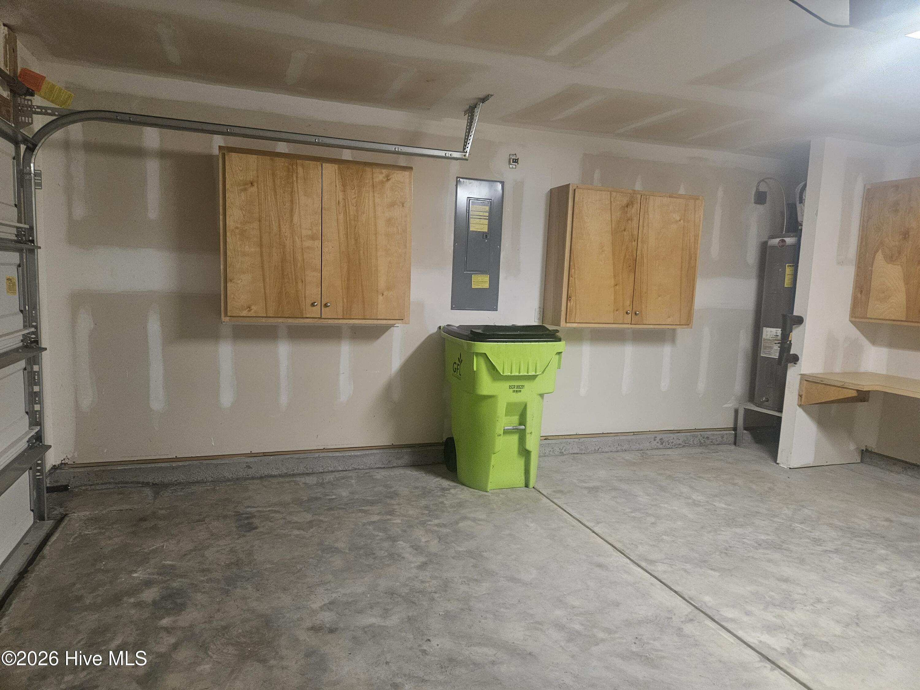 100556834 | Photo 29