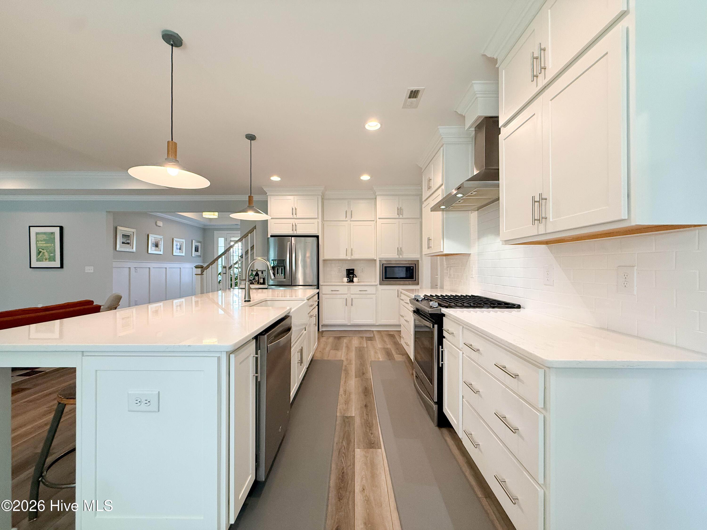 100567915 | Photo 29