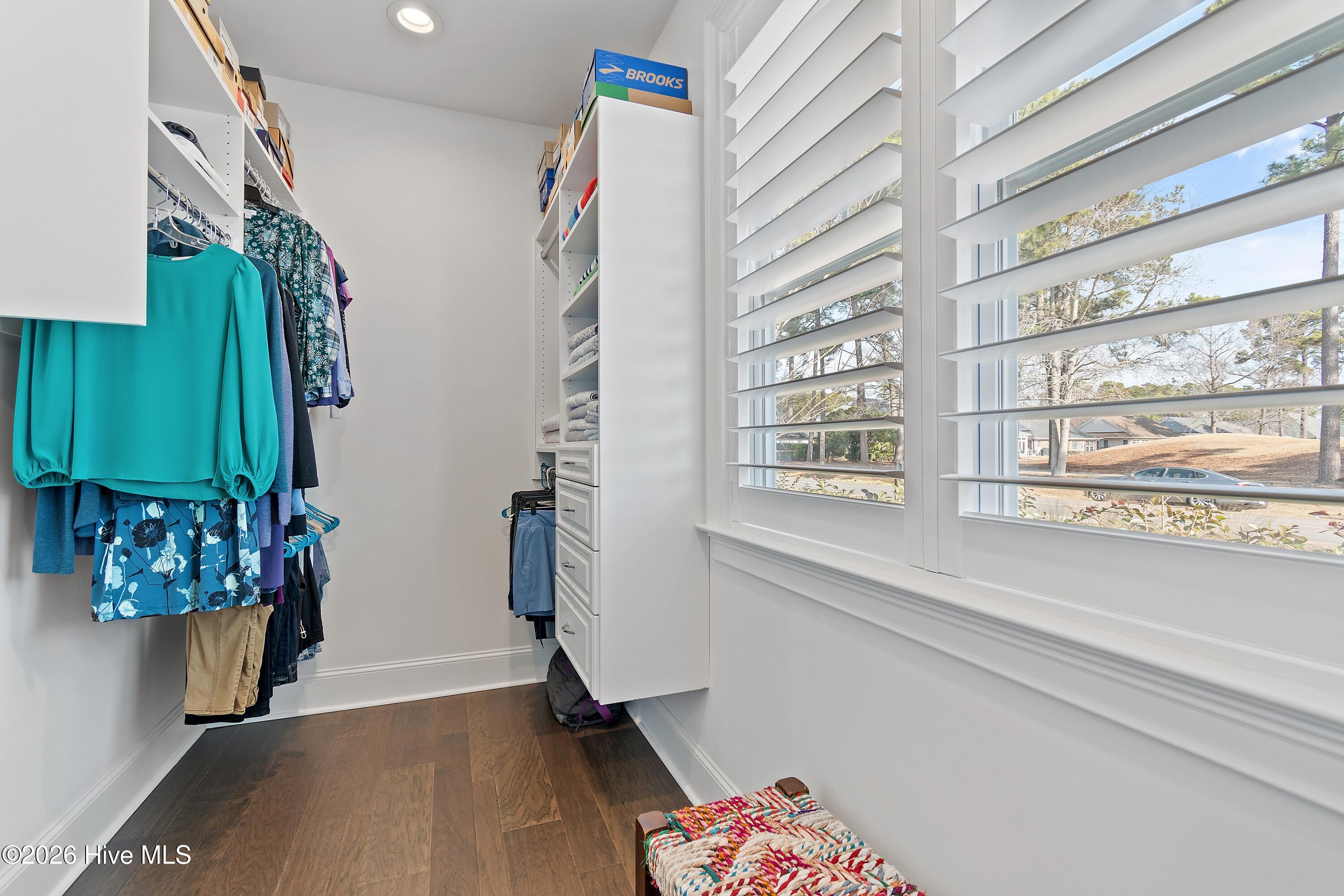 100552502 | Photo 45