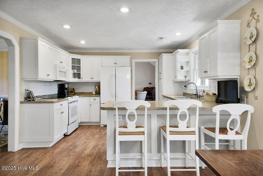 100541437 | Photo 15