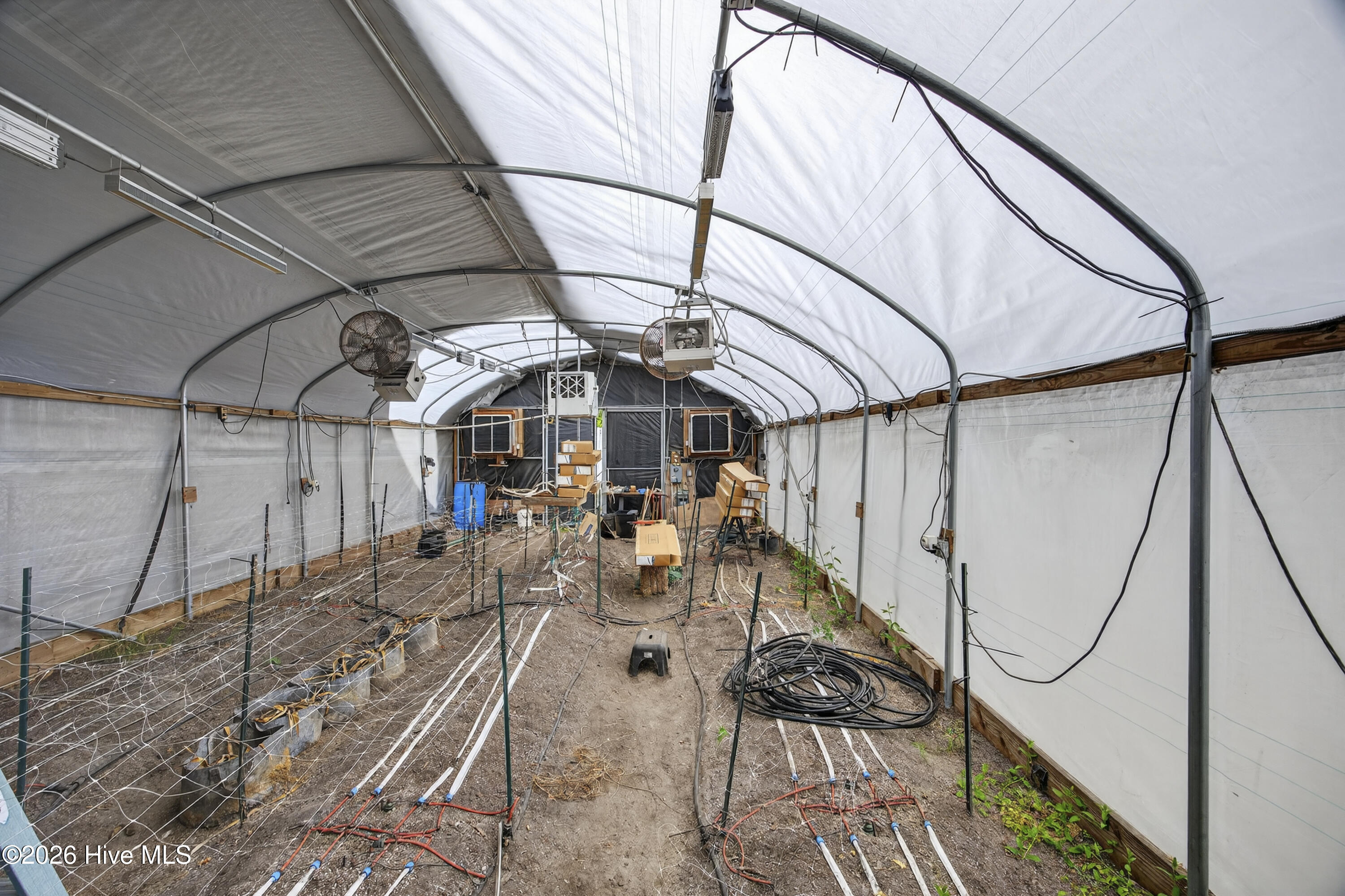 100564526 | Photo 47