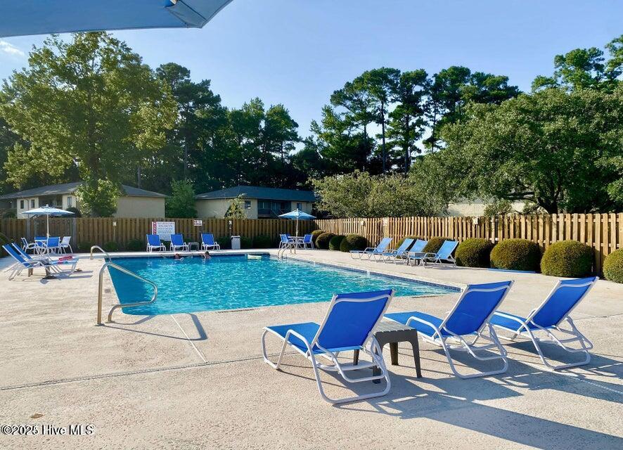 100540704 | Photo 29