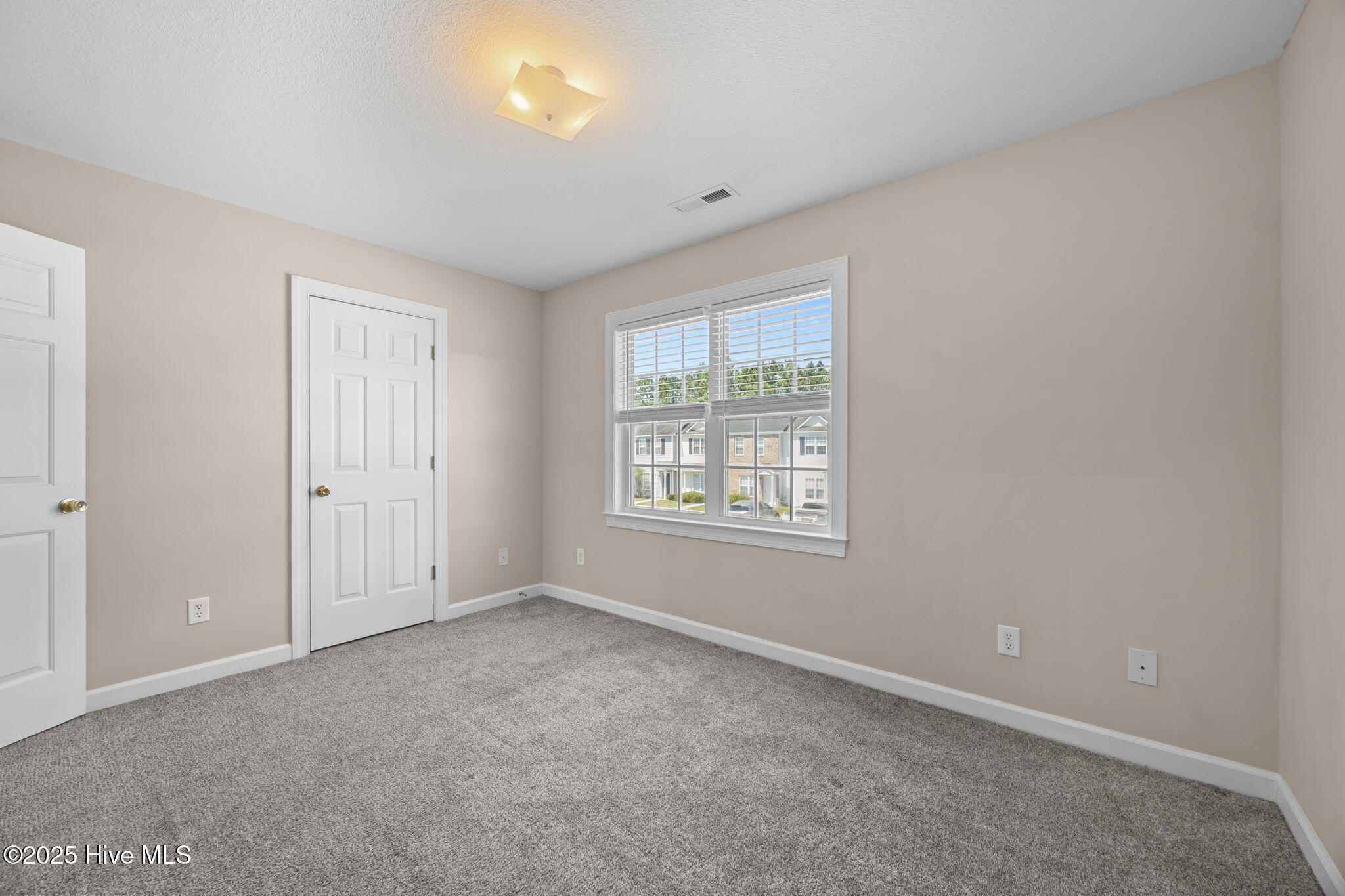 911 Springwood Drive,Jacksonville