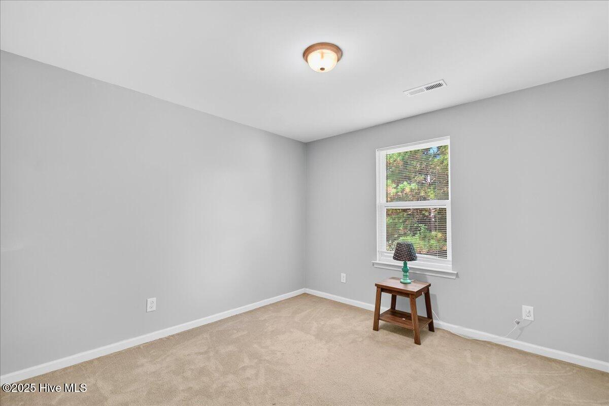 100537745 | Photo 21