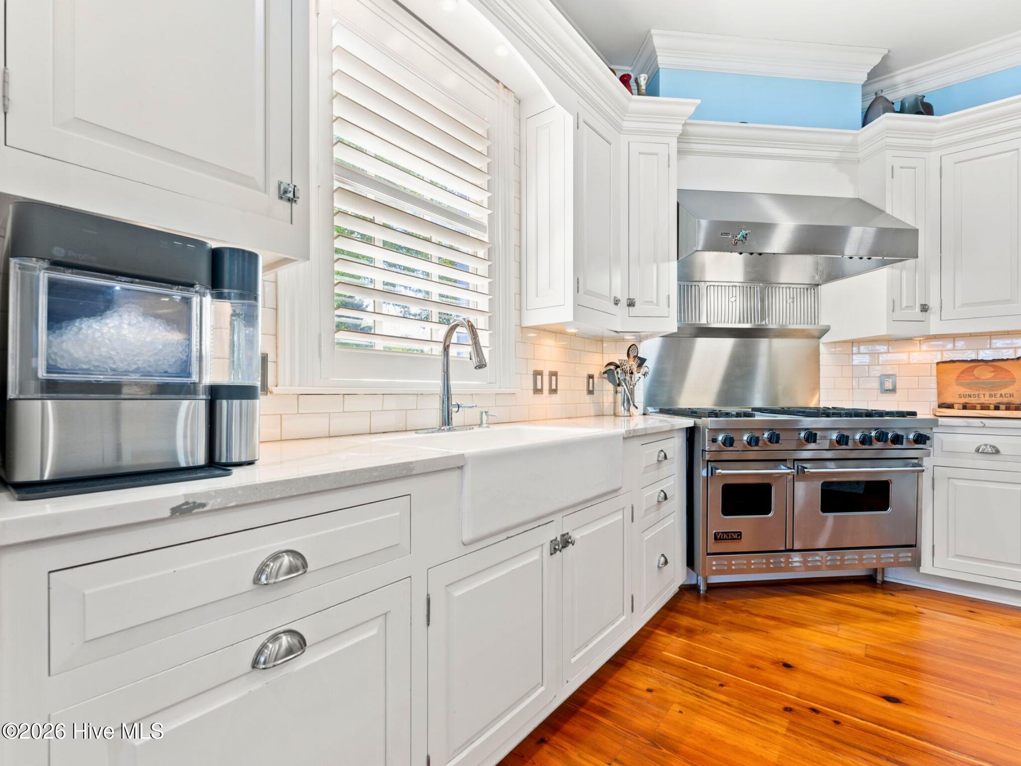 100568629 | Photo 19