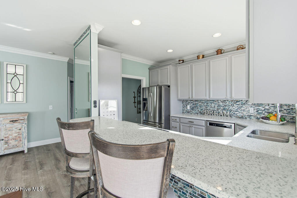 100542362 | Photo 35