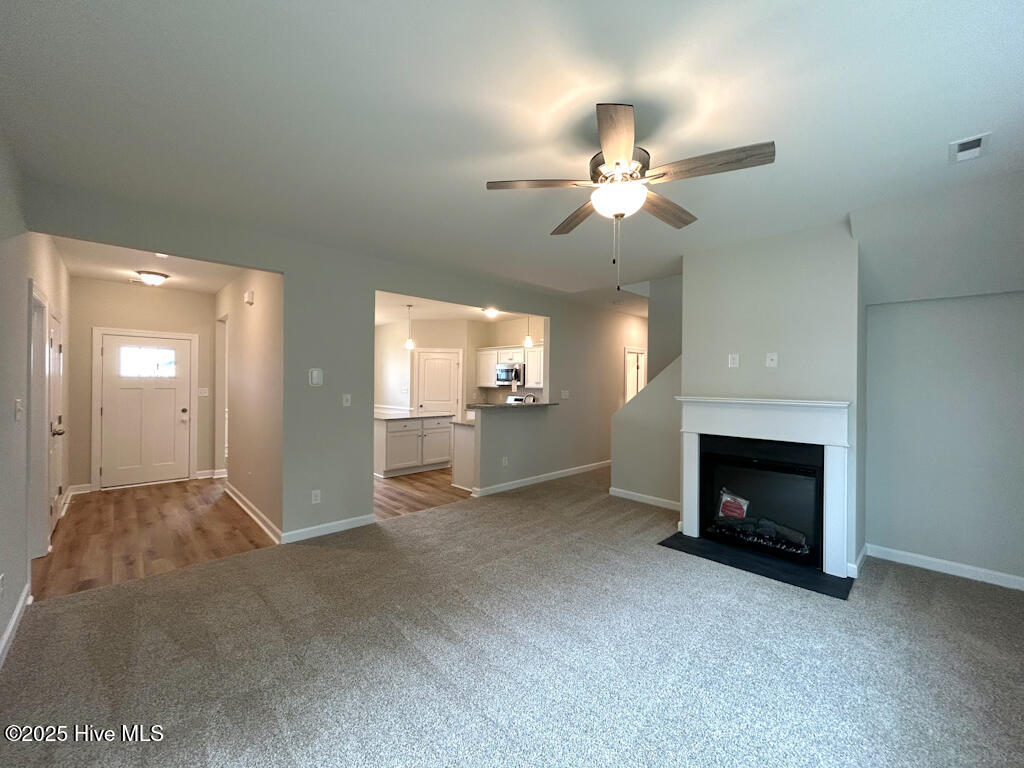 100560362 | Photo 24