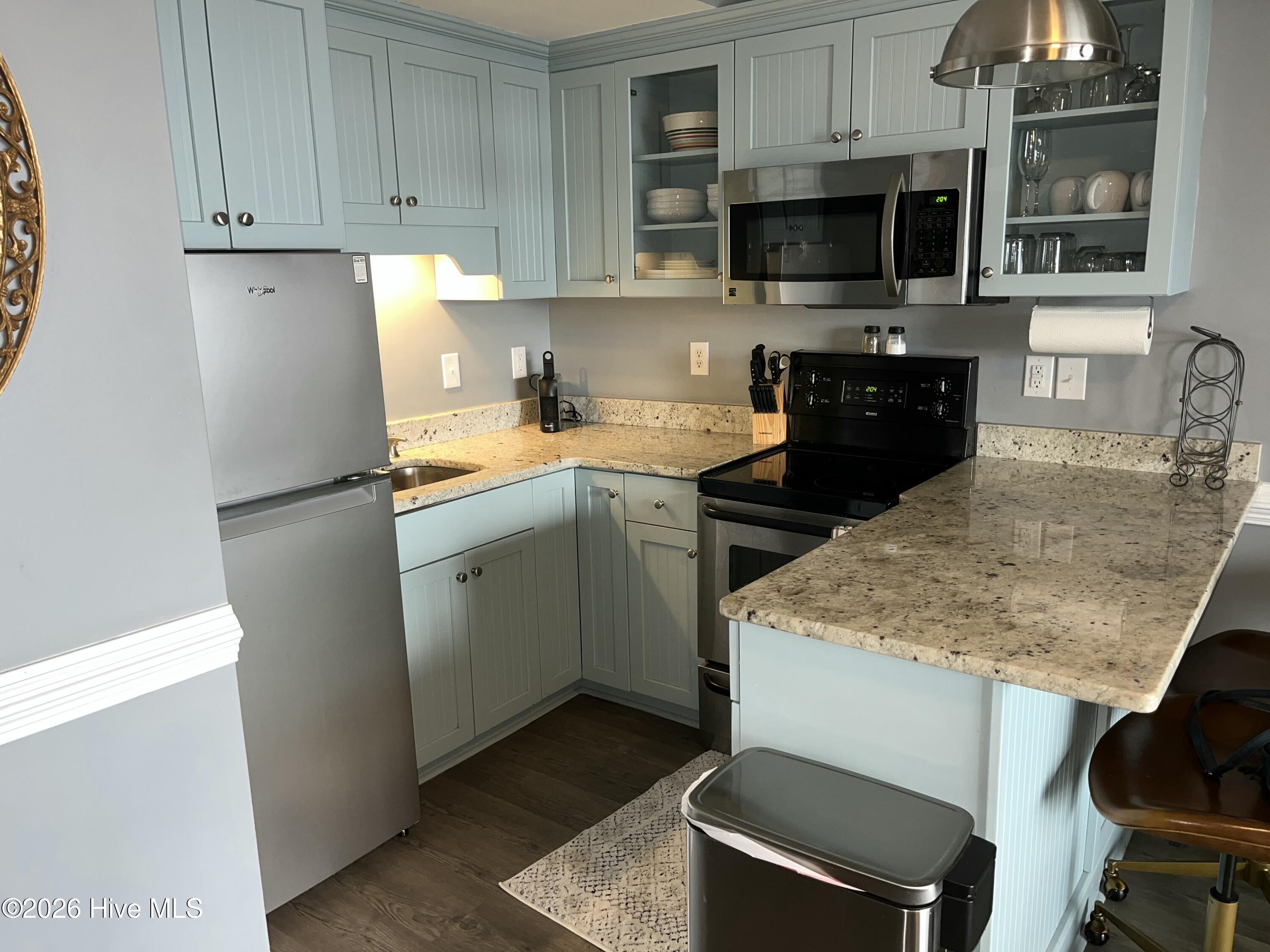 100533151 | Photo 32