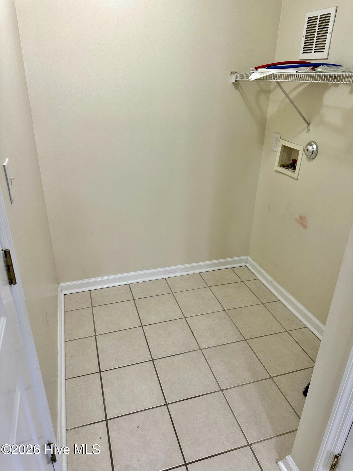 100552707 | Photo 26