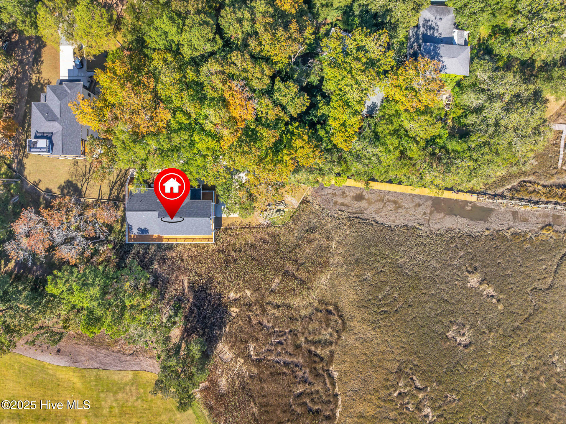 100540114 | Photo 61