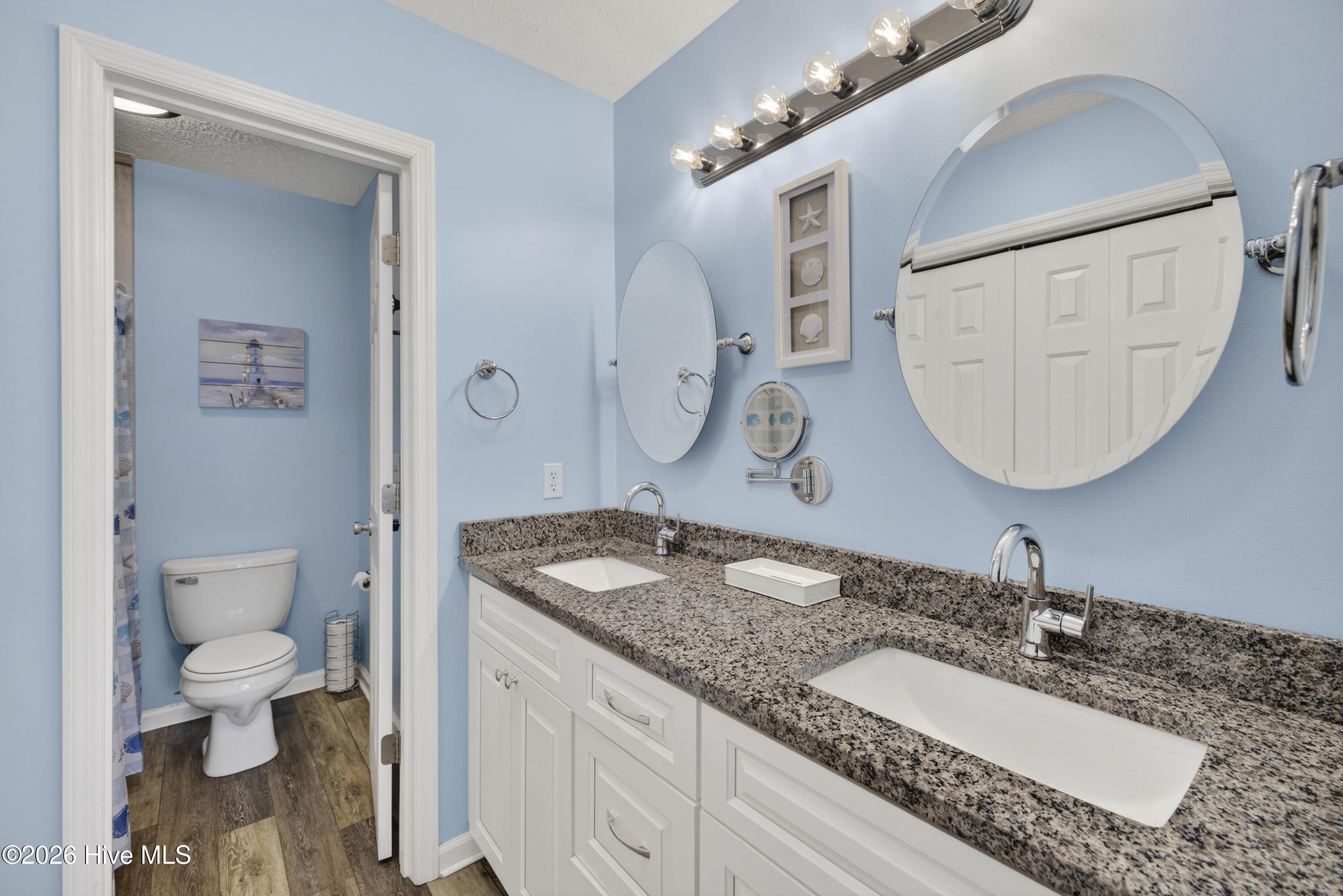 100557821 | Photo 19