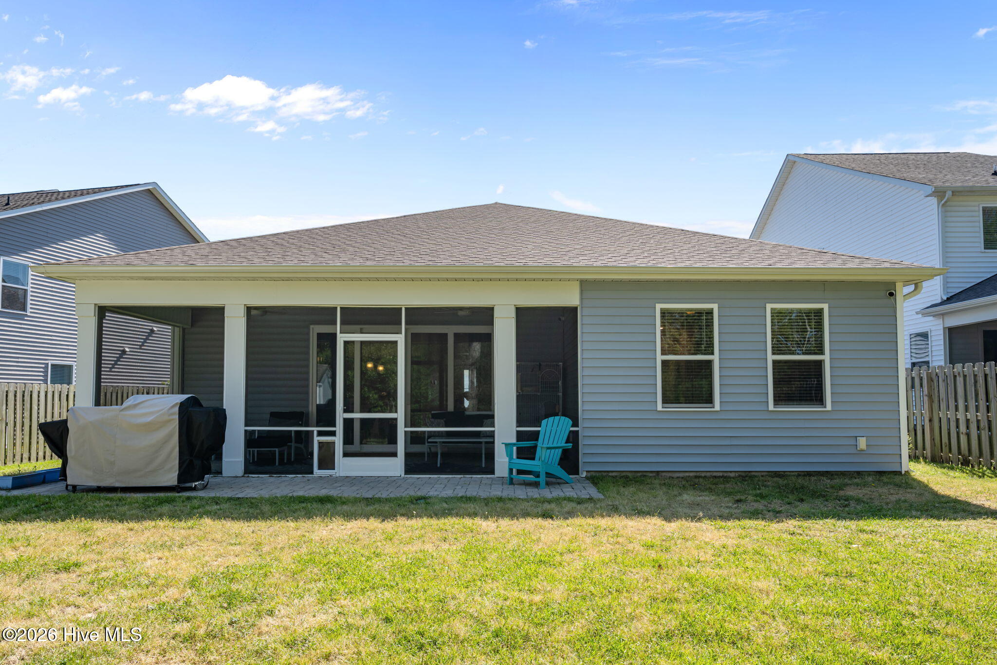 100566590 | Photo 10