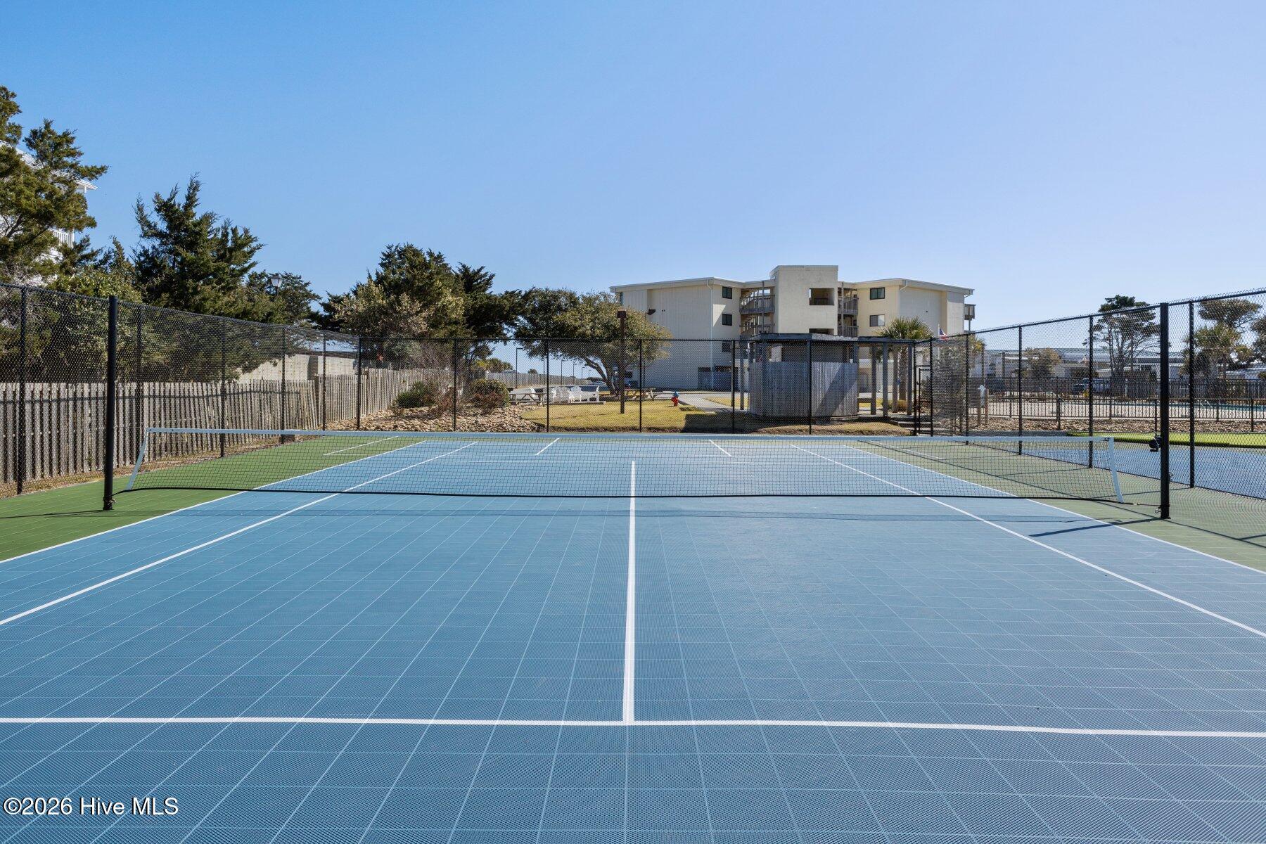 100561637 | Photo 34