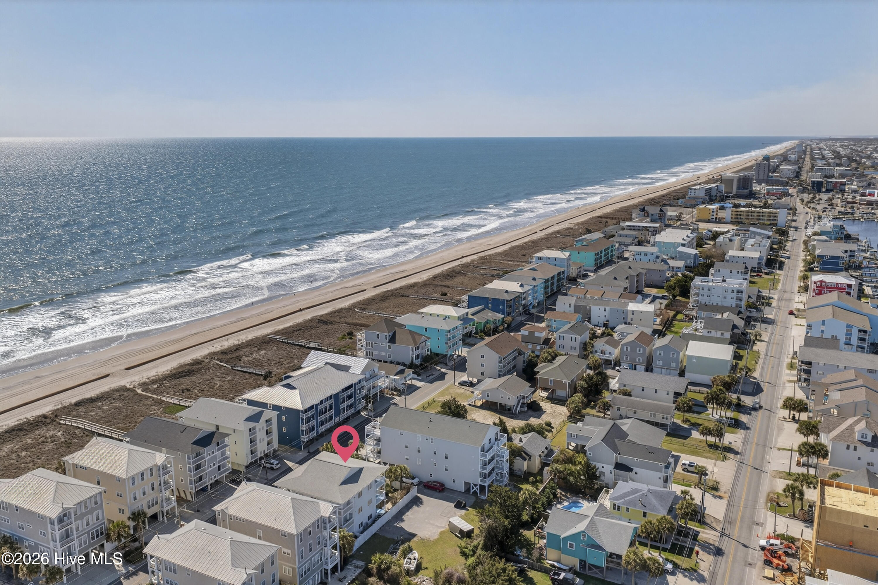 100561786 | Photo 23