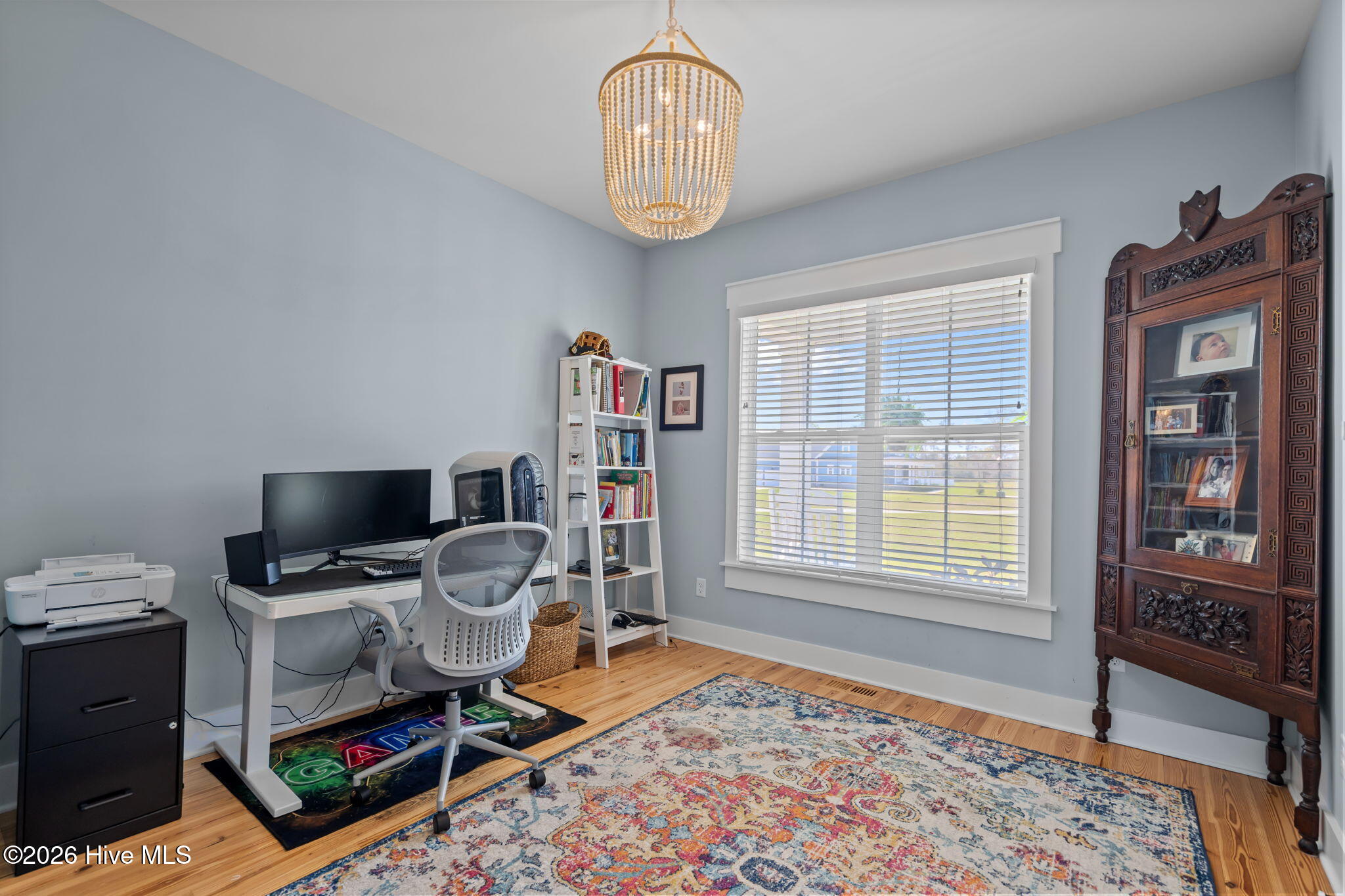 100563591 | Photo 17