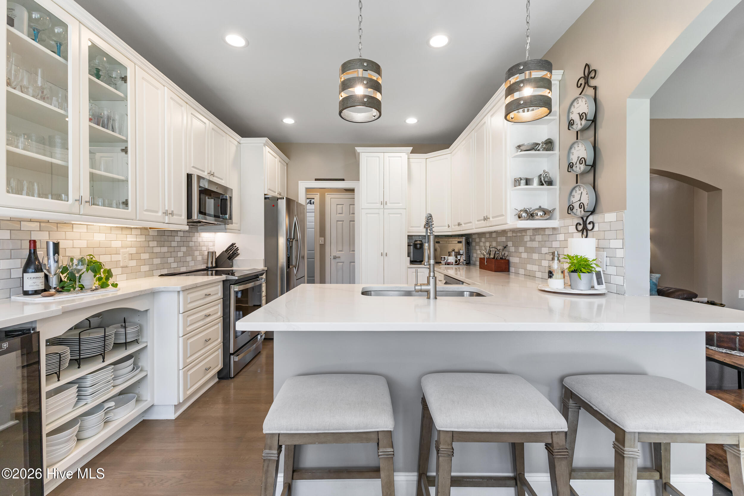 100569489 | Photo 19