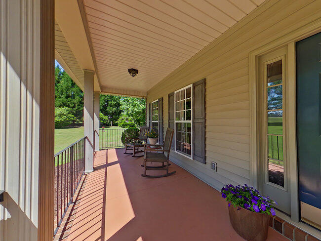 006_41-front_porch_1