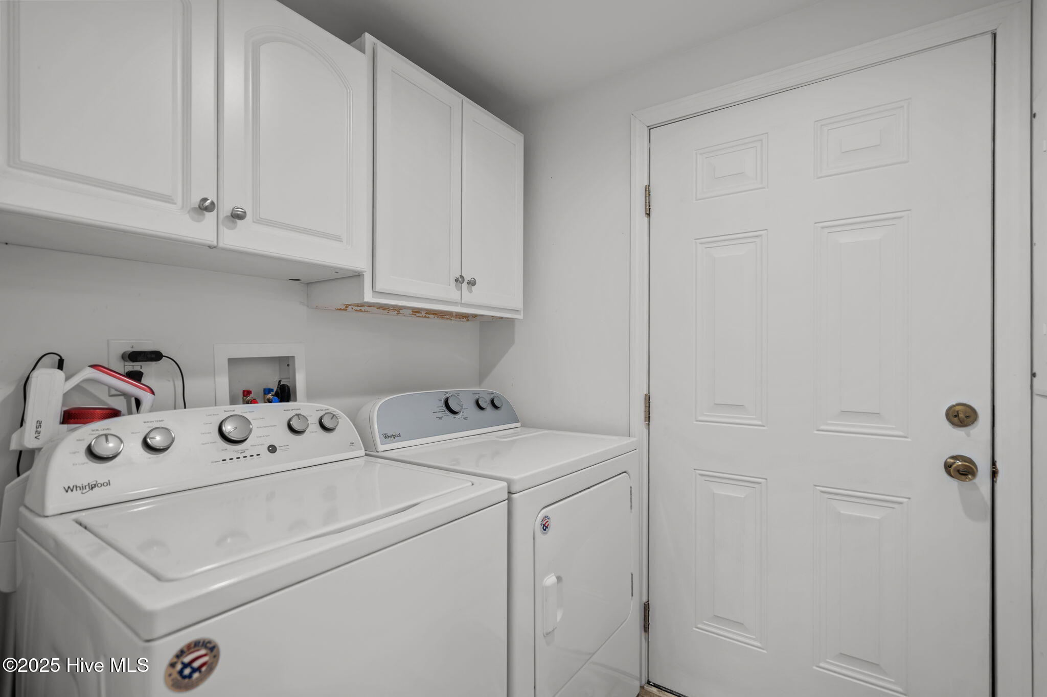 100528032 | Photo 32